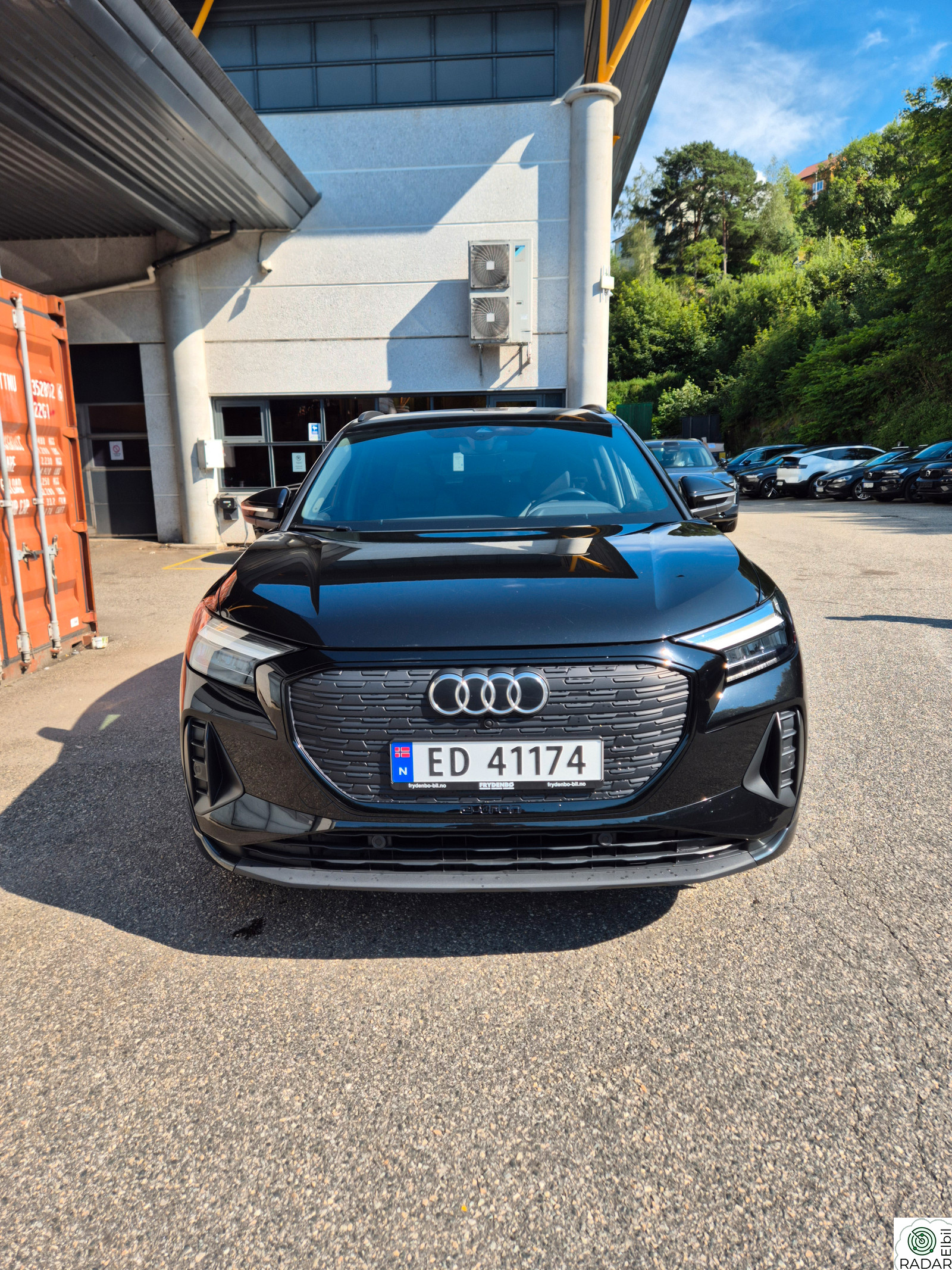 AUDI Q4 35 E TRON 35 Business plus