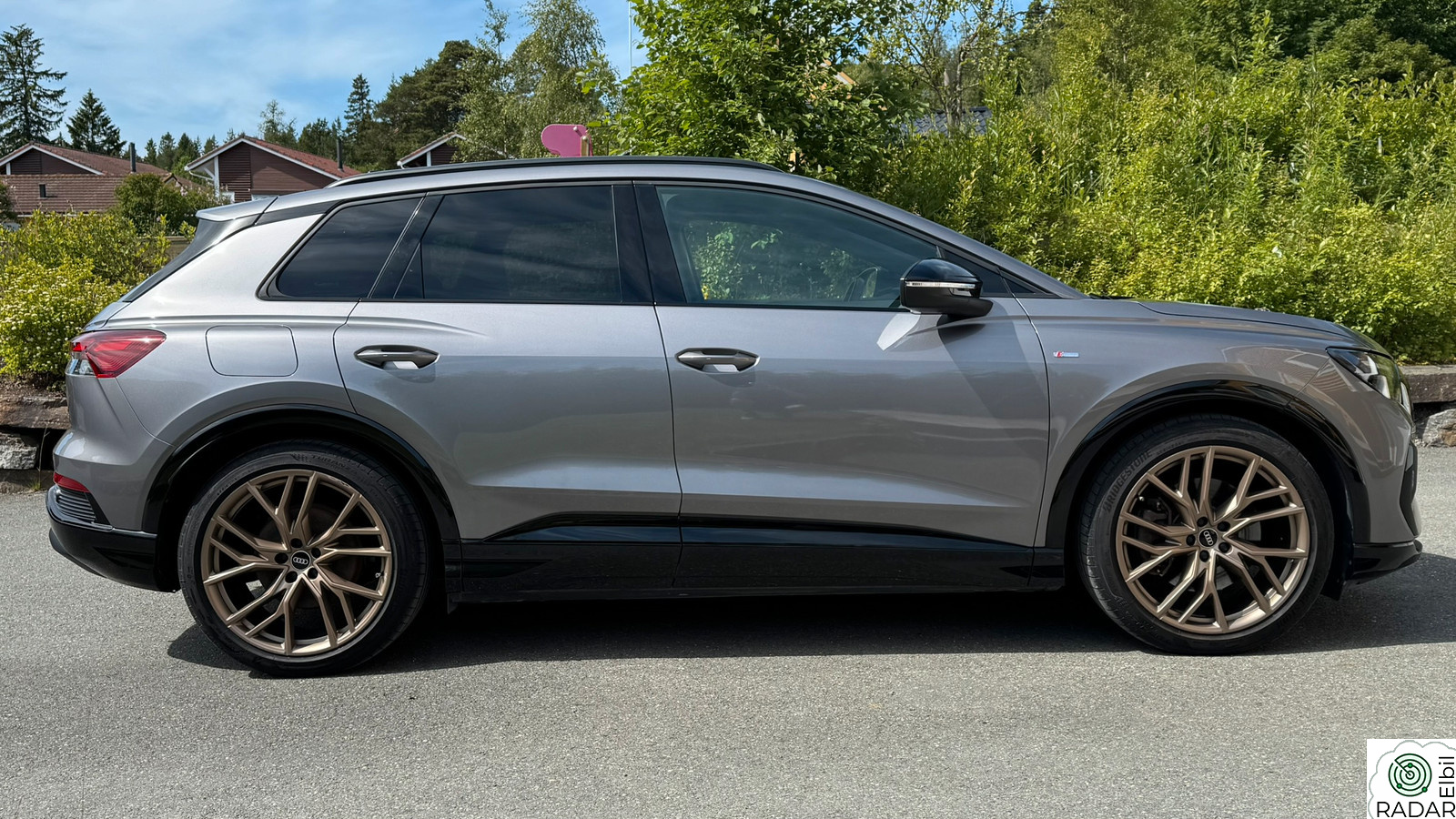 AUDI Q4 50 E TRON 50 Quattro Edition One
