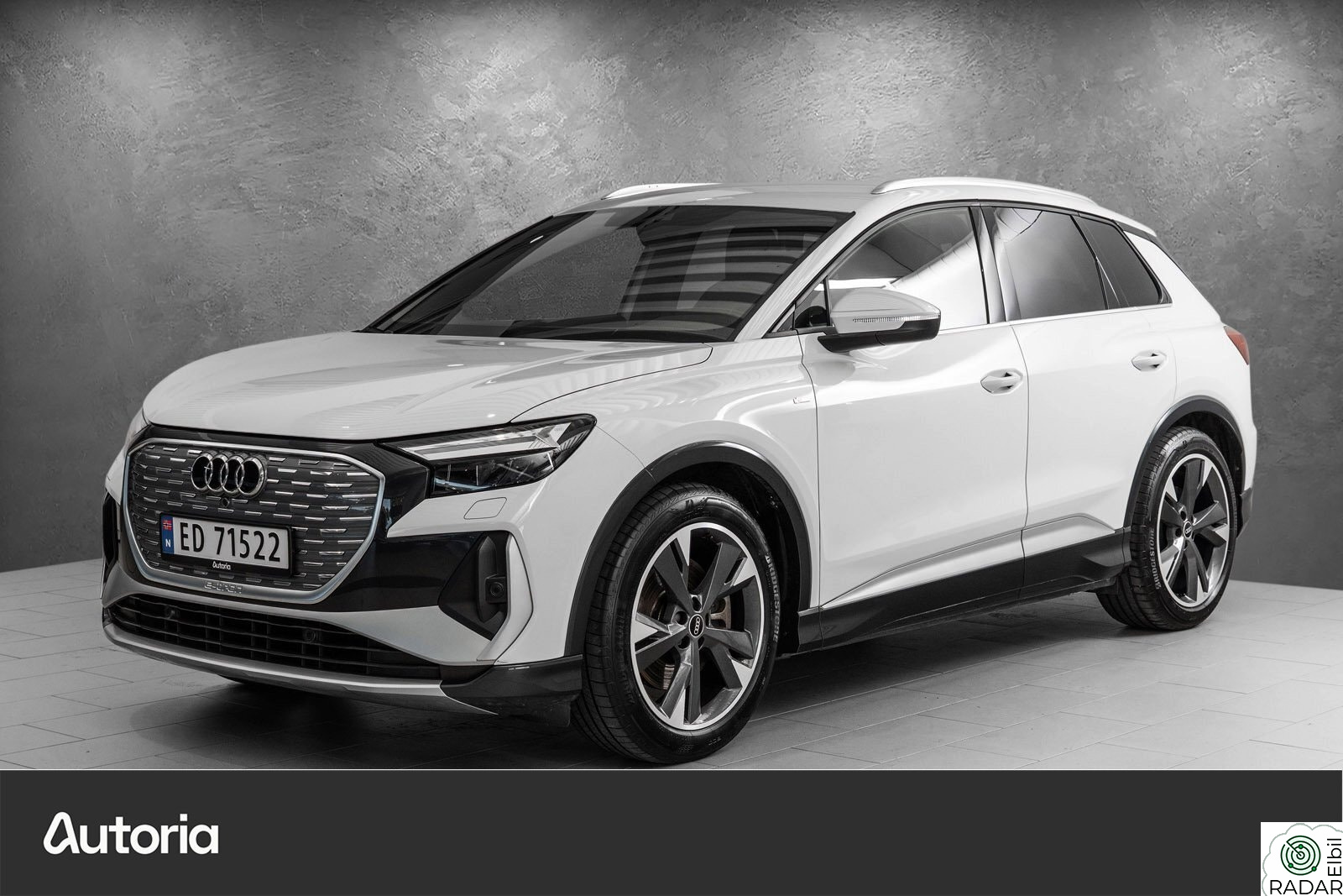 AUDI Q4 50 E TRON Q4 50  quattro  2x S-line | Sonos | Varme i ratt ++++
