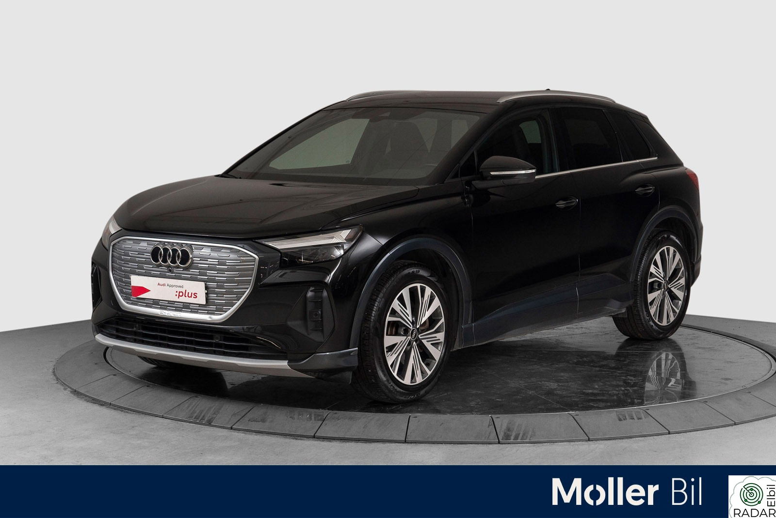 AUDI Q4 50 E TRON 50 quattro Adv. Business plus Skinn, R.kamera, Krok+++