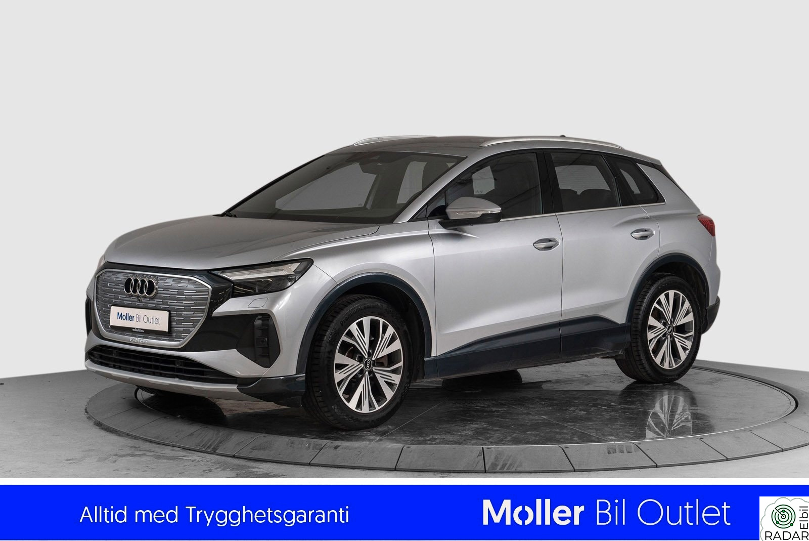 AUDI Q4 50 E TRON Q4 50 e-tron quattro - R.kam, HUD, Sonos, Krok, Sline