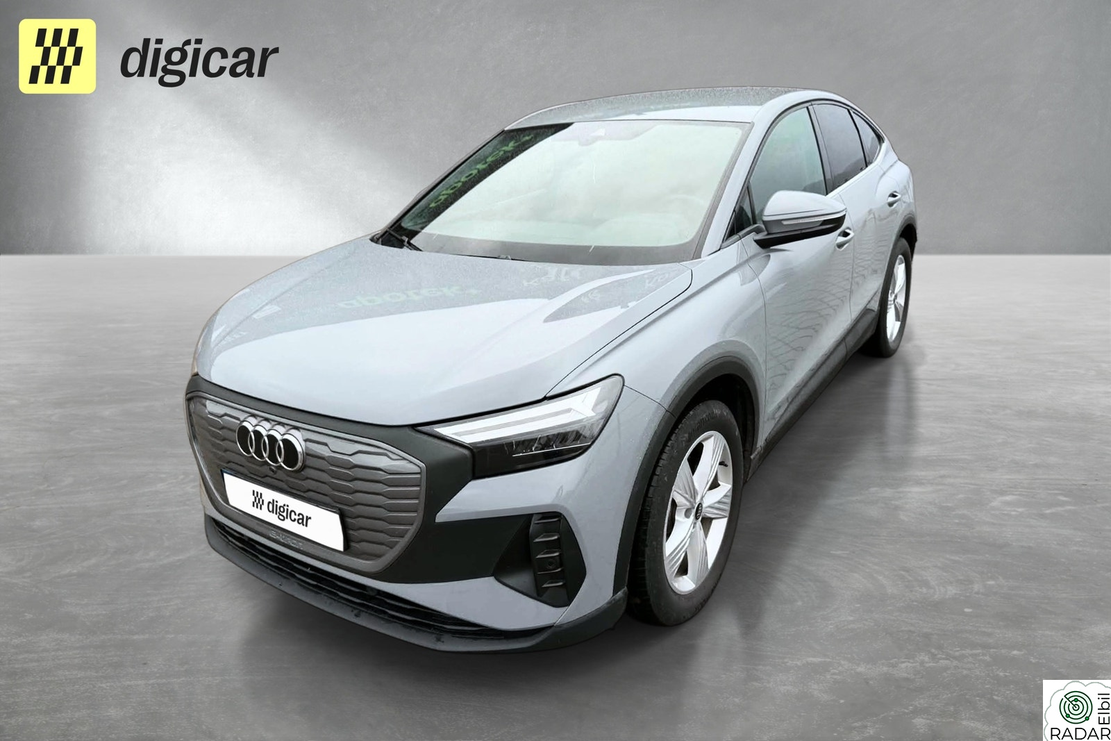 AUDI Q4 Sportback 35 e-tron Sportback 35 / V.Cockpit / LED / Navi / ++
