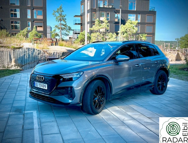 AUDI Q4 55 e-tron 55 quattro Edition Plus