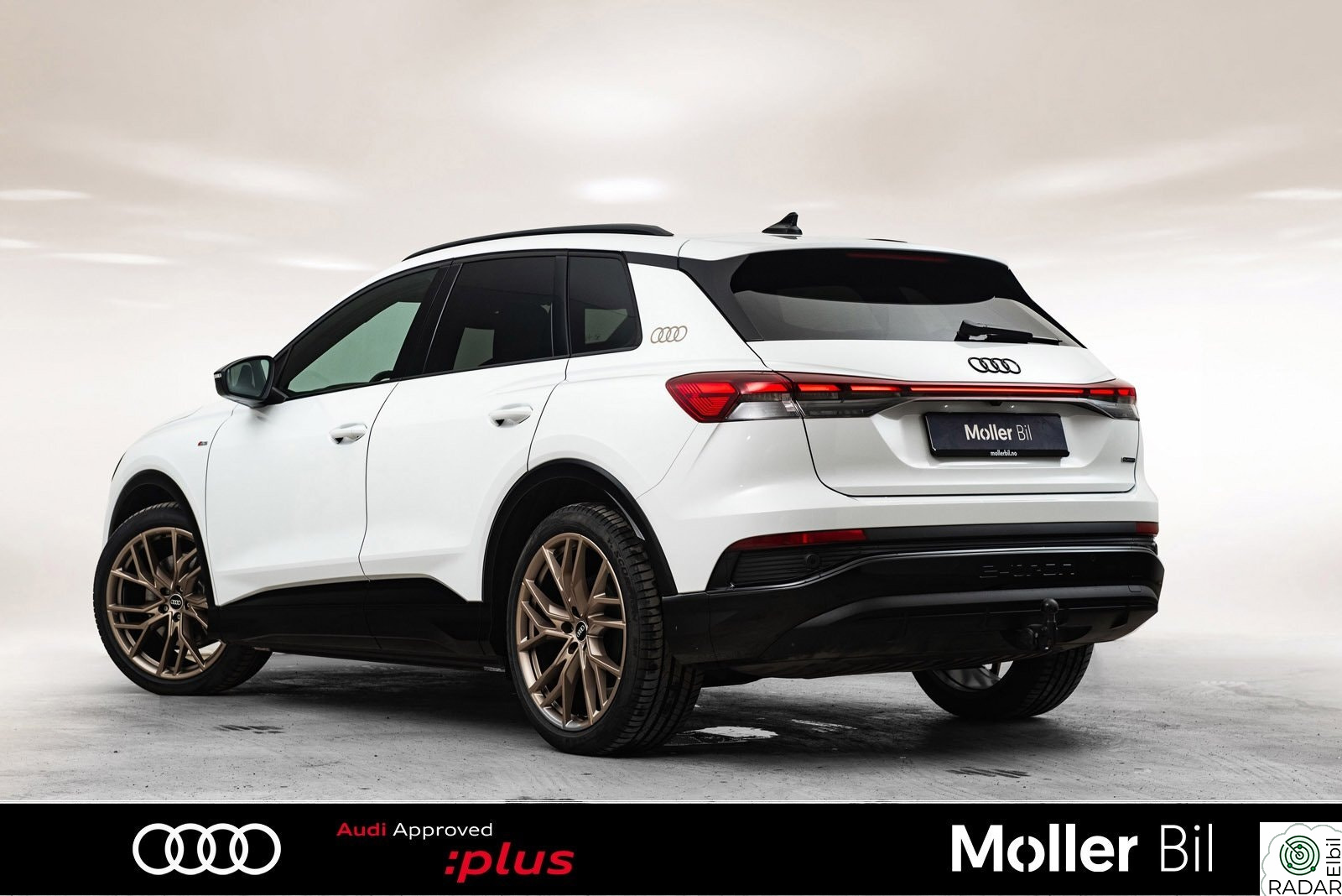 AUDI Q4 45 e-tron quattro S LINE EDITION-Head Up-Panorama-H.feste-Matrix