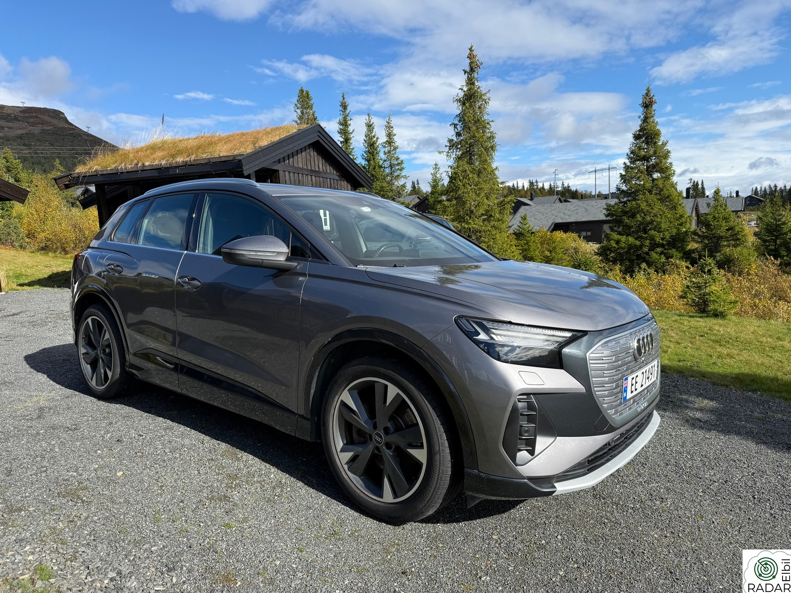 AUDI Q4 50 E TRON 50 quattro Adv. Business plus