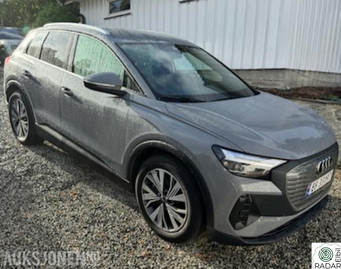 AUDI Q4 40 E TRON 520KM WLTP NORSK AUTOMAT NYBILGARANTI VARMEPUMPE