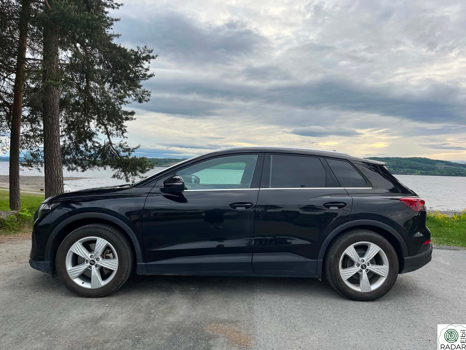 AUDI Q4 45 E TRON 45 qattro