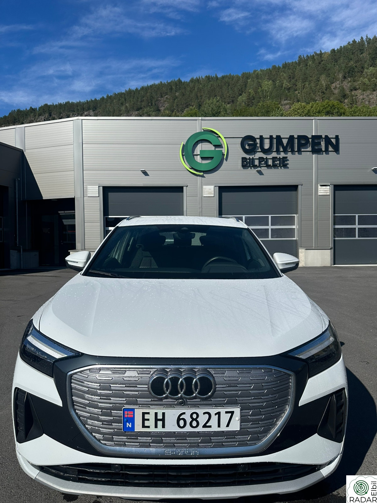 AUDI Q4 45 e-tron 45 quattro Edition Plus