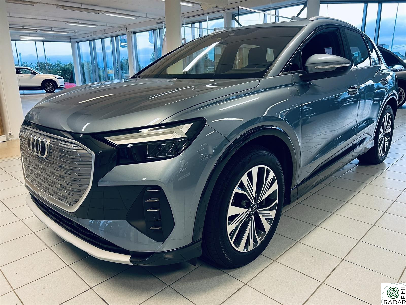 AUDI Q4 50 E TRON 50, 4x4, El. krok, El. sportsseter, Sonos, ACC, Kamera