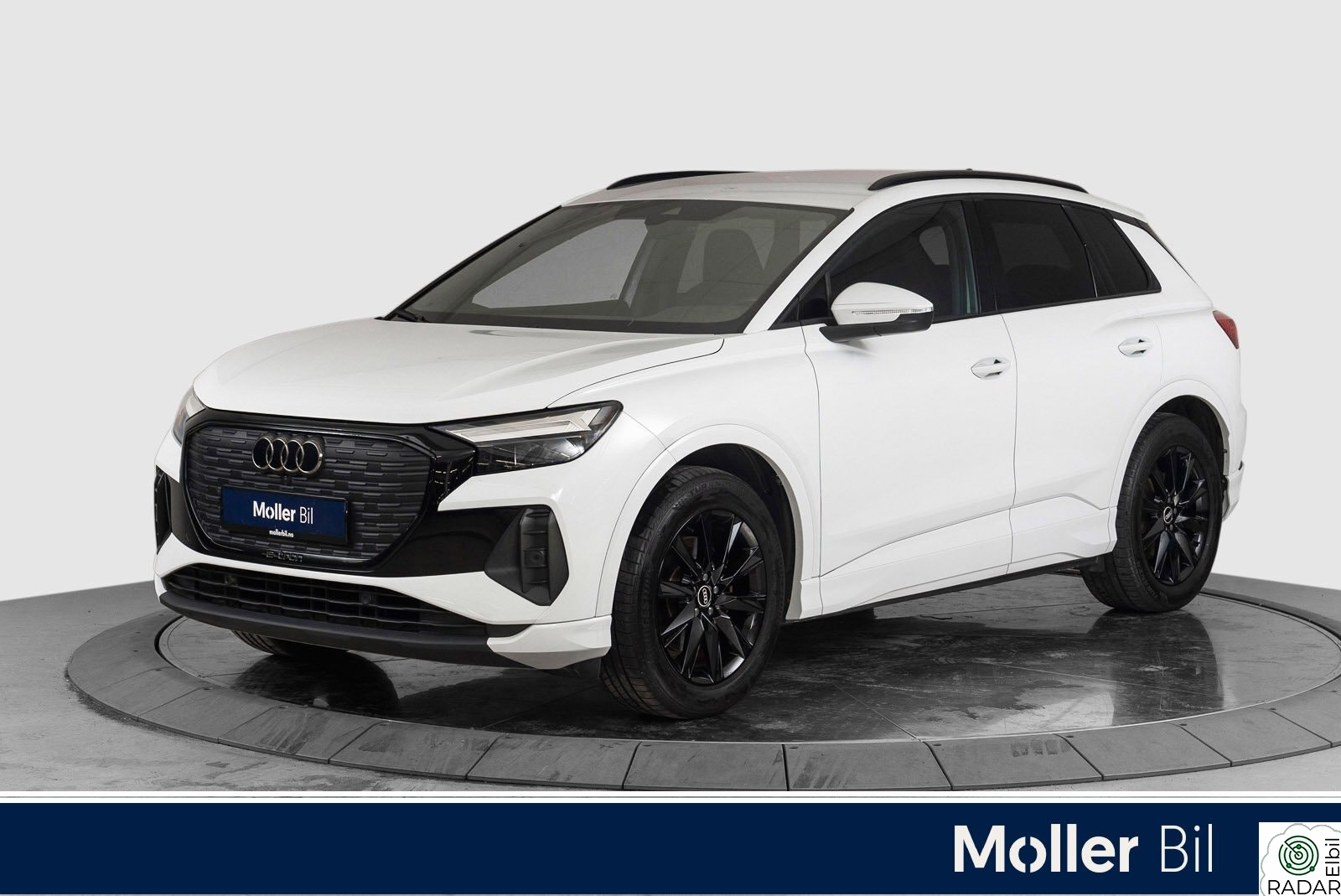 AUDI Q4 35 E TRON 35 e-tron - R.Kam, ACC, Sort optikk