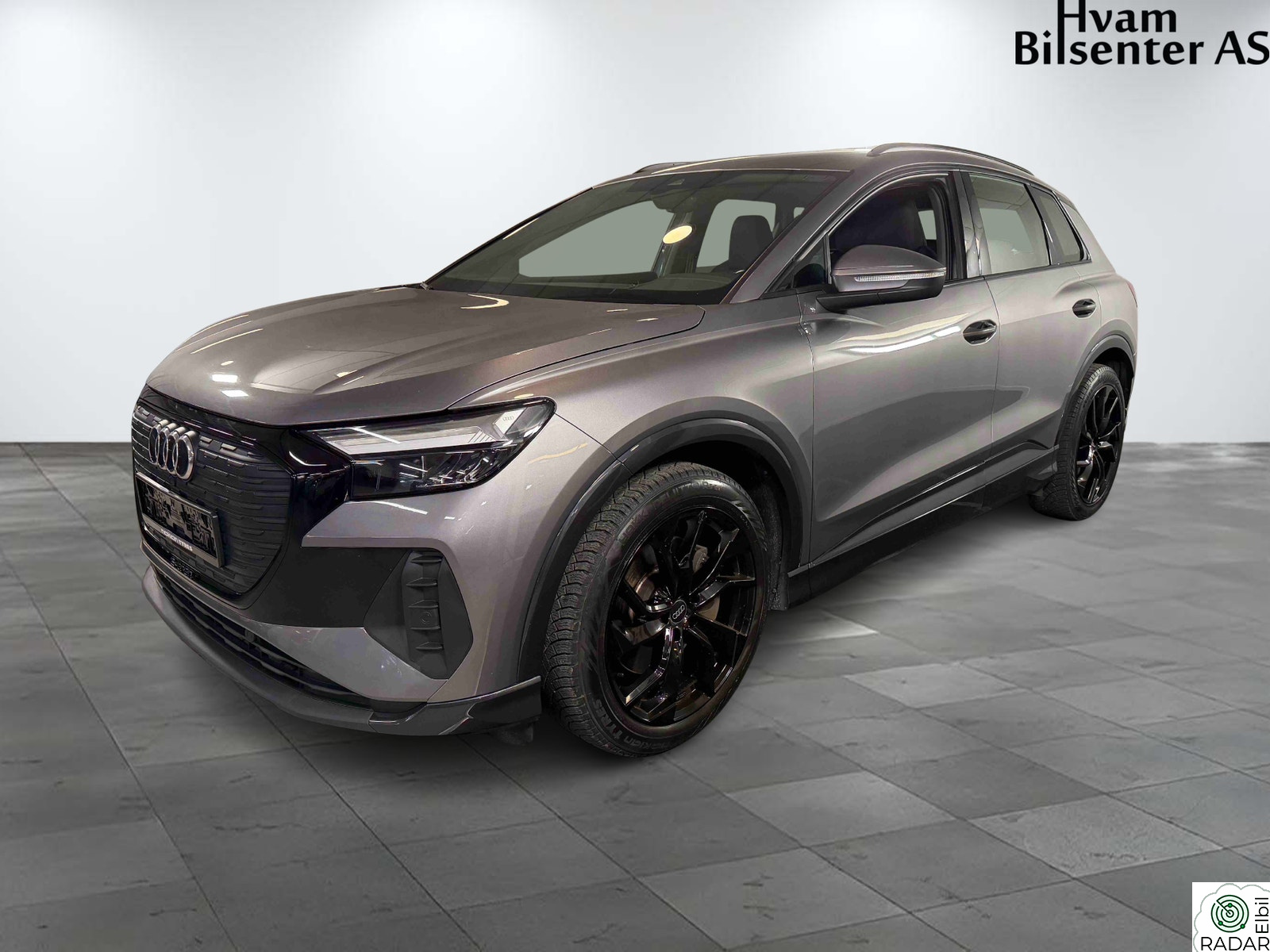AUDI Q4 45 E TRON Quattro/EU-21.11.2027/Business/AppleCarPlay/WLTP479 Km