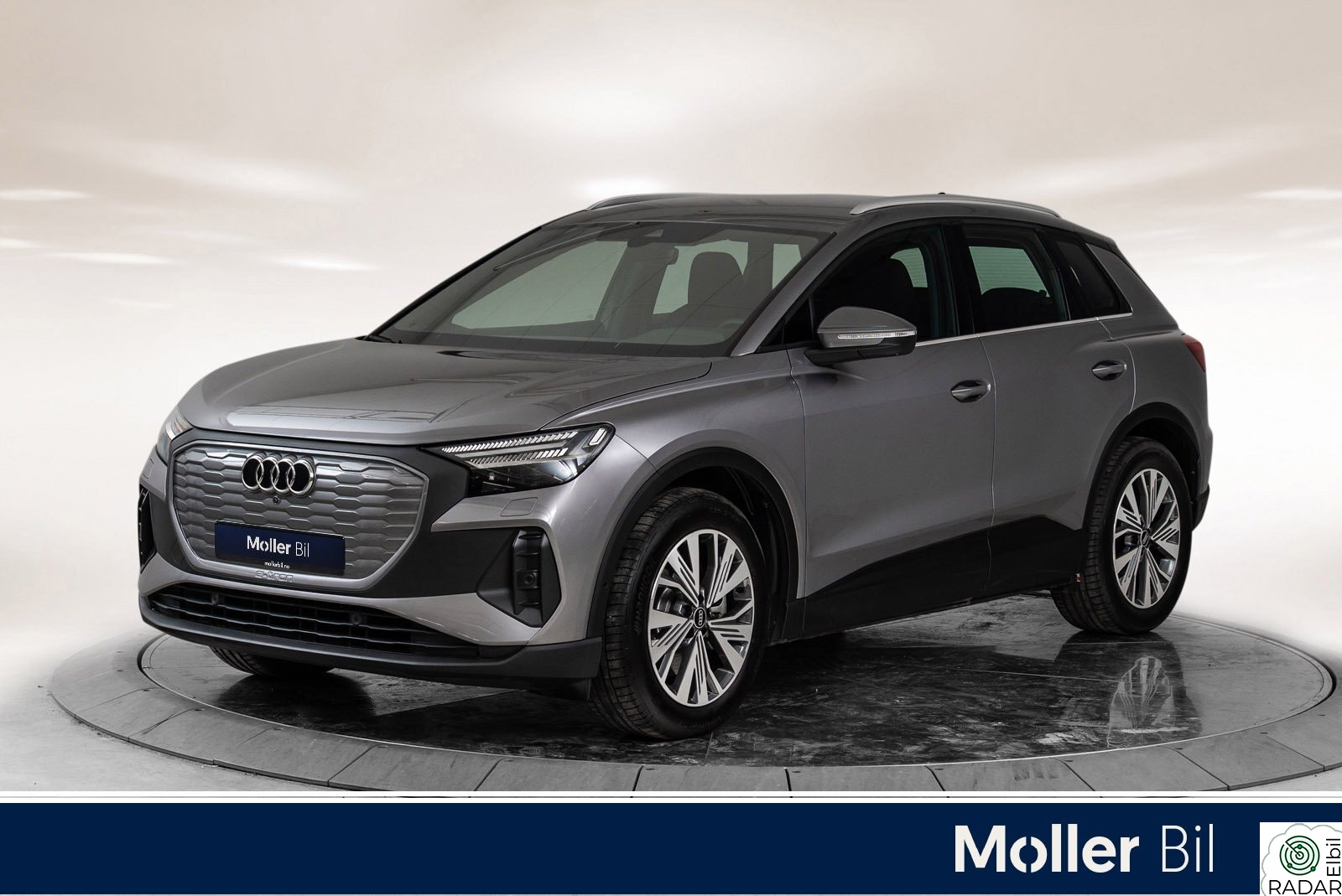 AUDI Q4 45 e-tron 45 quattro edt pro, Matrix, Krok, Sonos, 20'', Navi+++