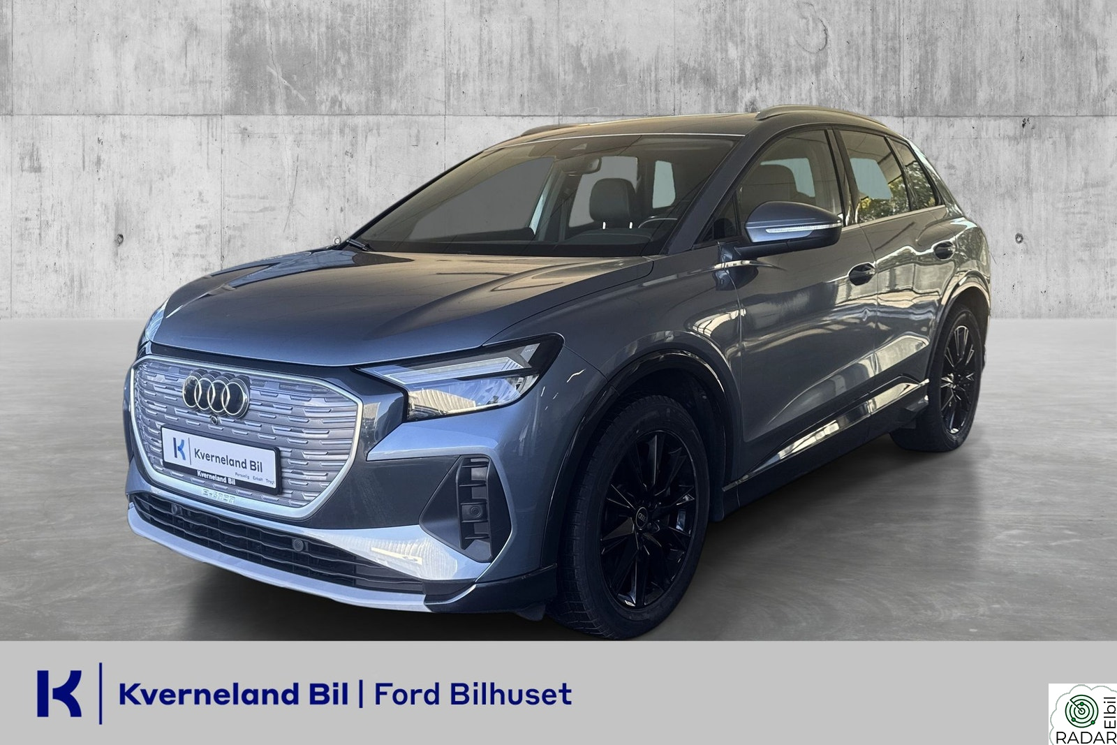 AUDI Q4 40 E TRON Q4 40 e-tron / 498 wltp / R.Kamera / Skinn / krok +++