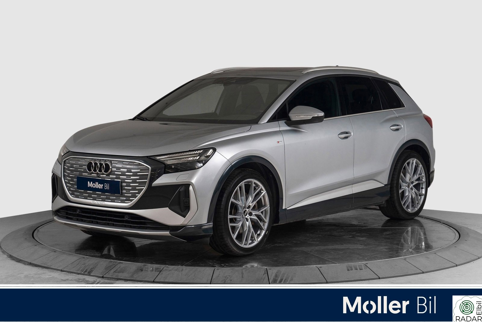 AUDI Q4 50 E TRON Q4 50 e-tron Quattro S-line -R.kam,Matrix,Sonos,HUD,21"