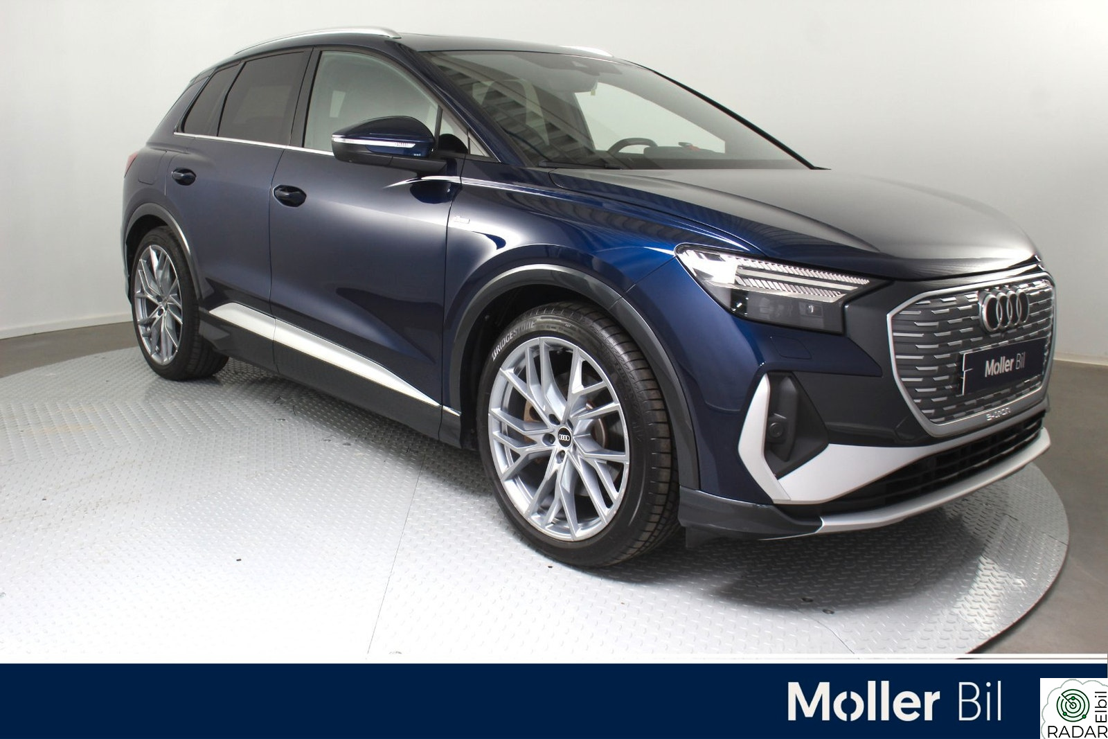 AUDI Q4 50 E TRON 50 Quattro S-Line - R.Kam, Krok, Pano, Sonos, Skinn