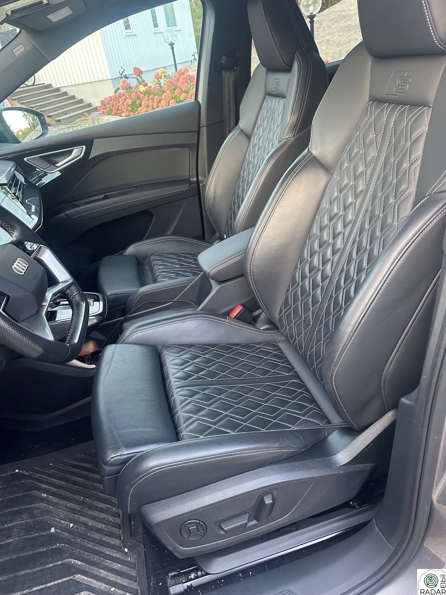 AUDI Q4 50 E TRON 50 quattro Adv. Sportline (fullspekk)