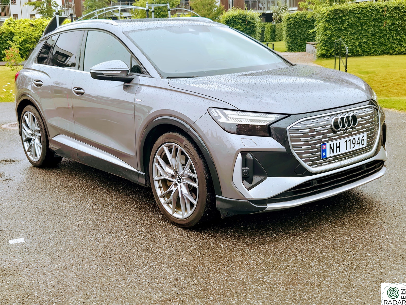 AUDI Q4 50 E TRON