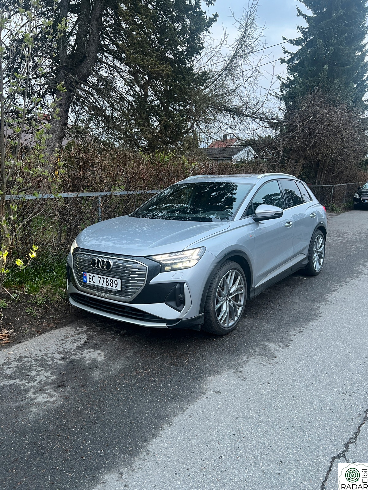 AUDI Q4 50 E TRON 50 quattro S-line