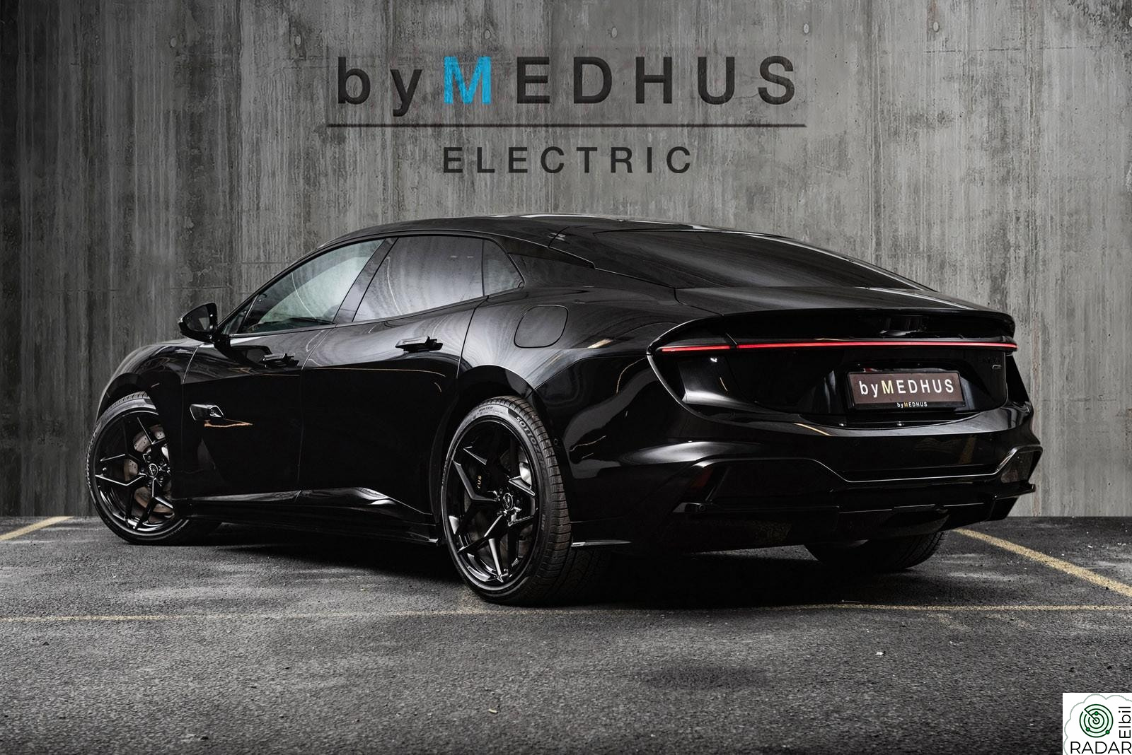 LOTUS EMEYA 600 GT