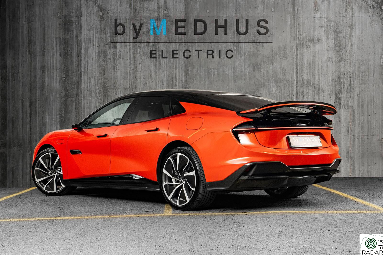 LOTUS EMEYA R 900HK