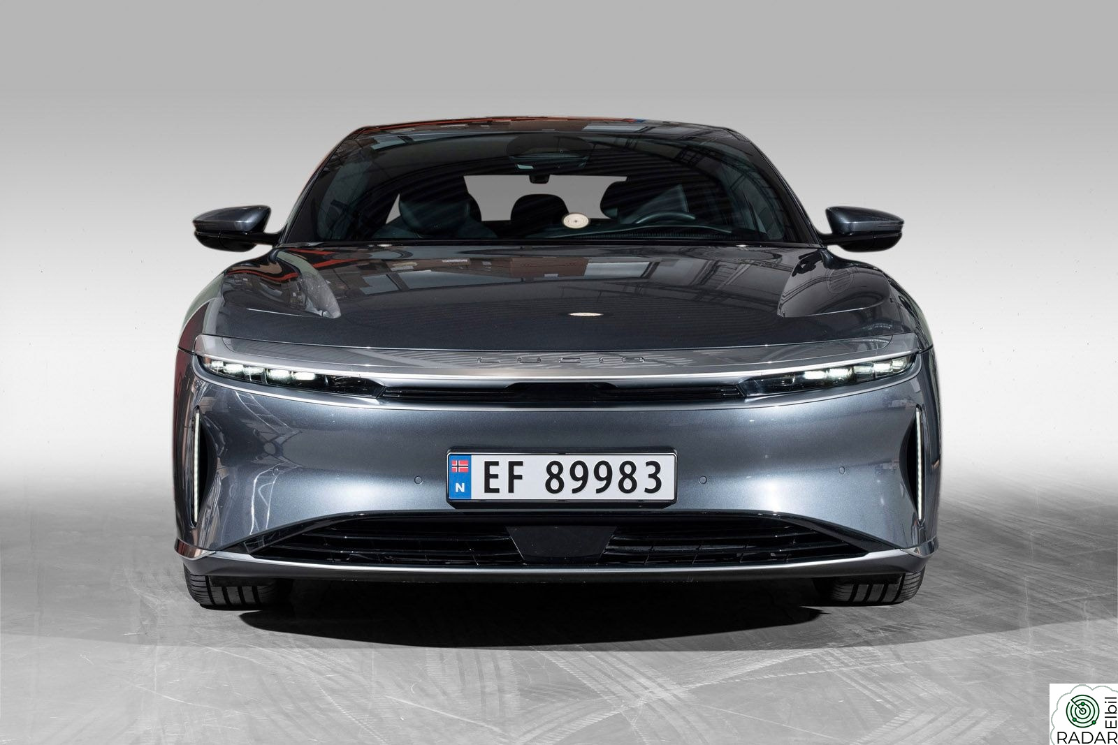LUCID MOTORS Air Pure AWD