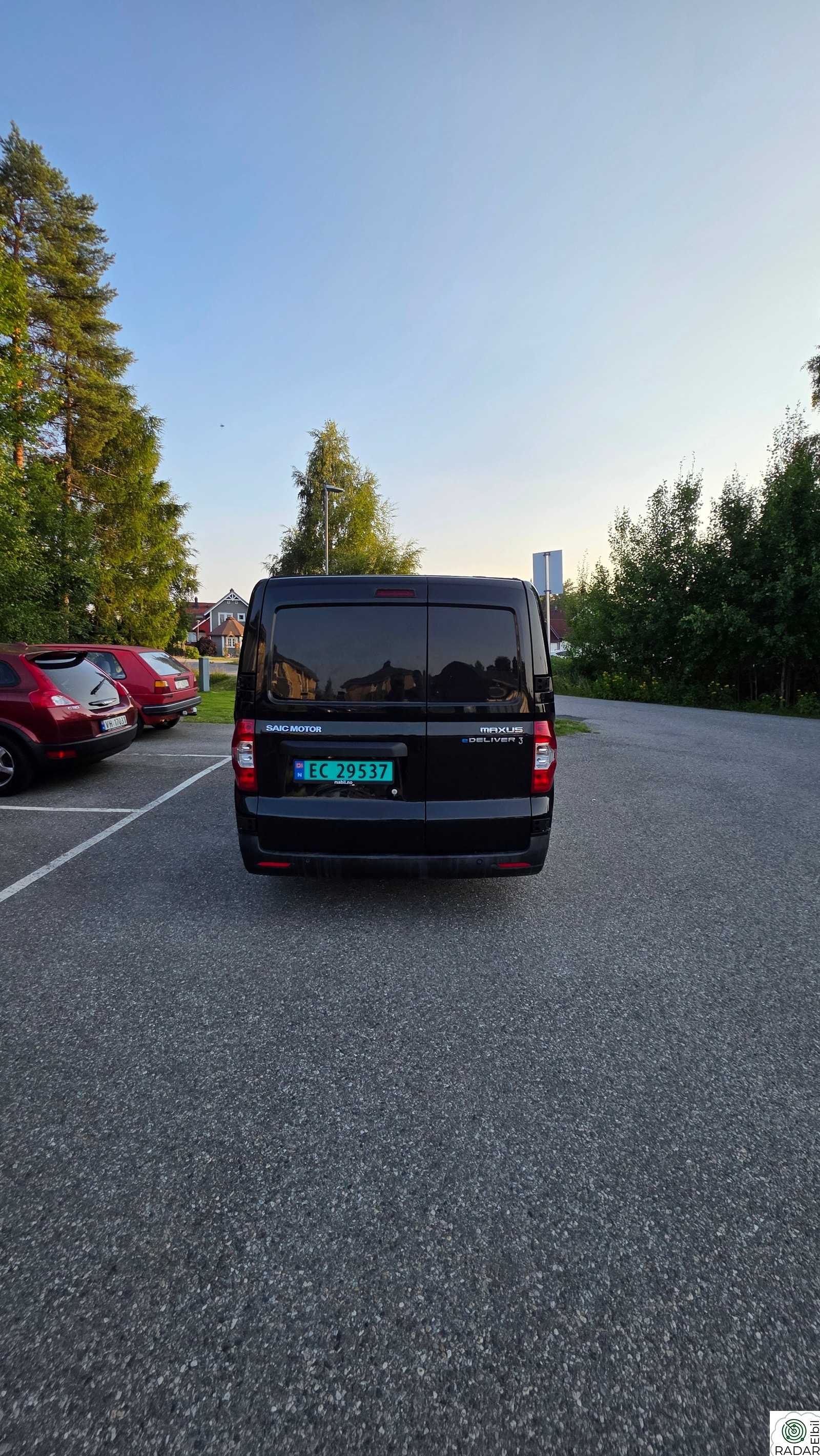 MAXUS e-DELIVER 3 LWB 6,3 m3 52,5 kWh 122hk