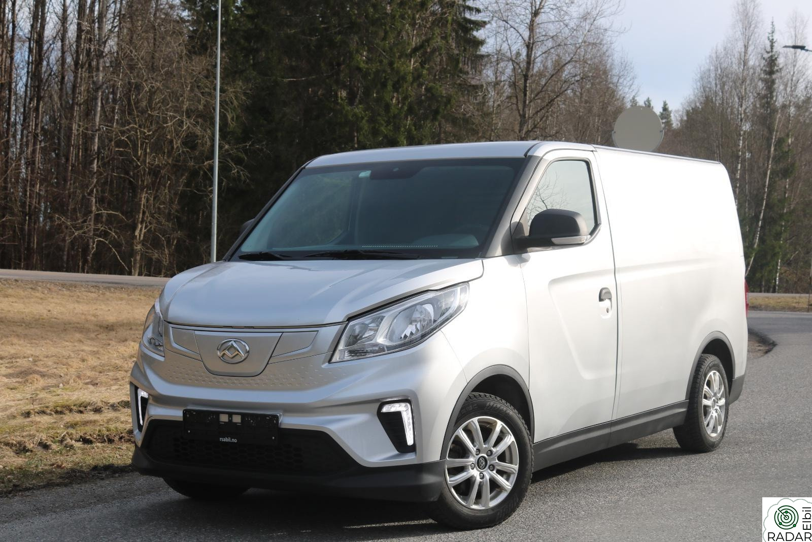 MAXUS e-DELIVER 3 SWB 50,5KWH CRUISE MULTIRAT R-KAMERA CARPLAY HENGEFEST