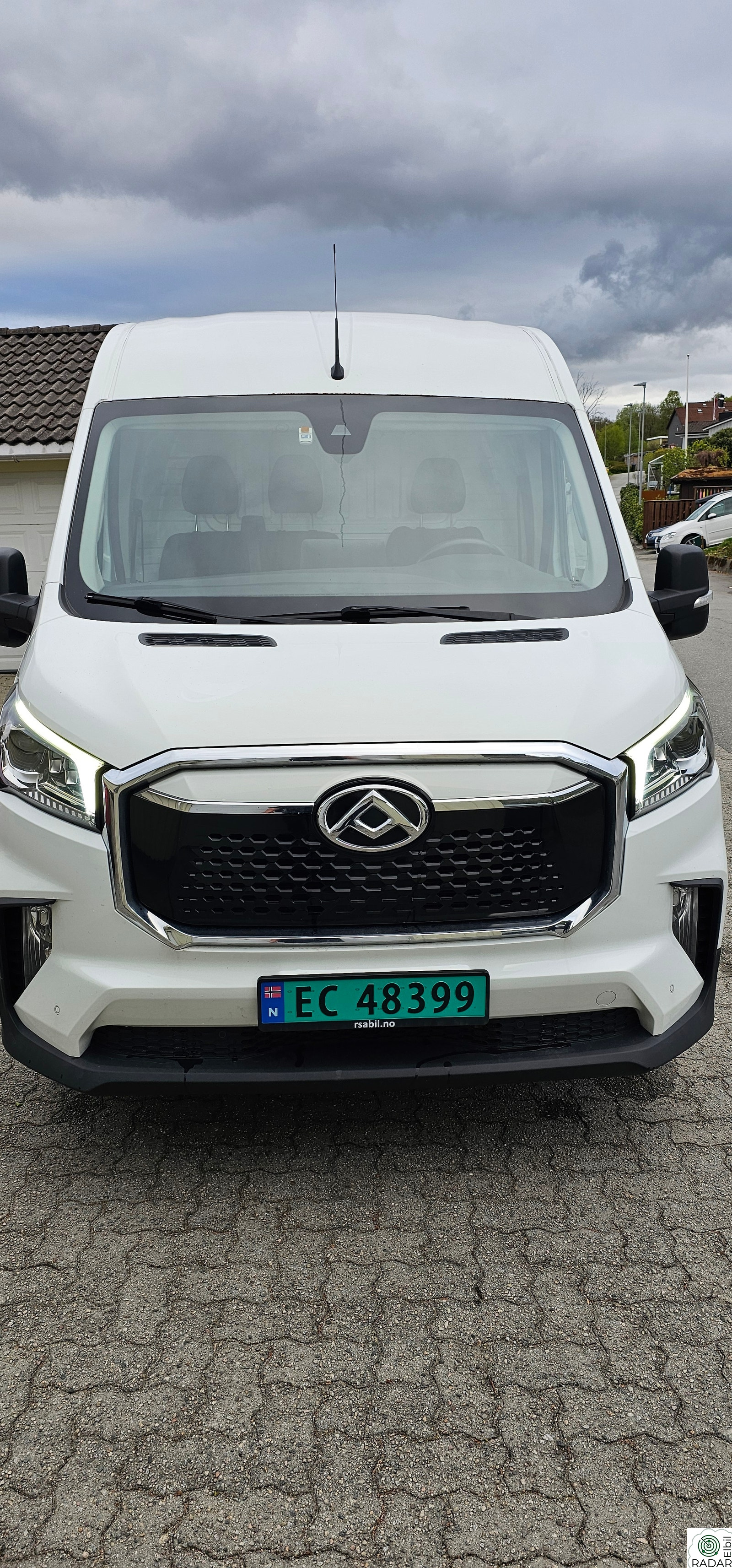 MAXUS eDELIVER 9