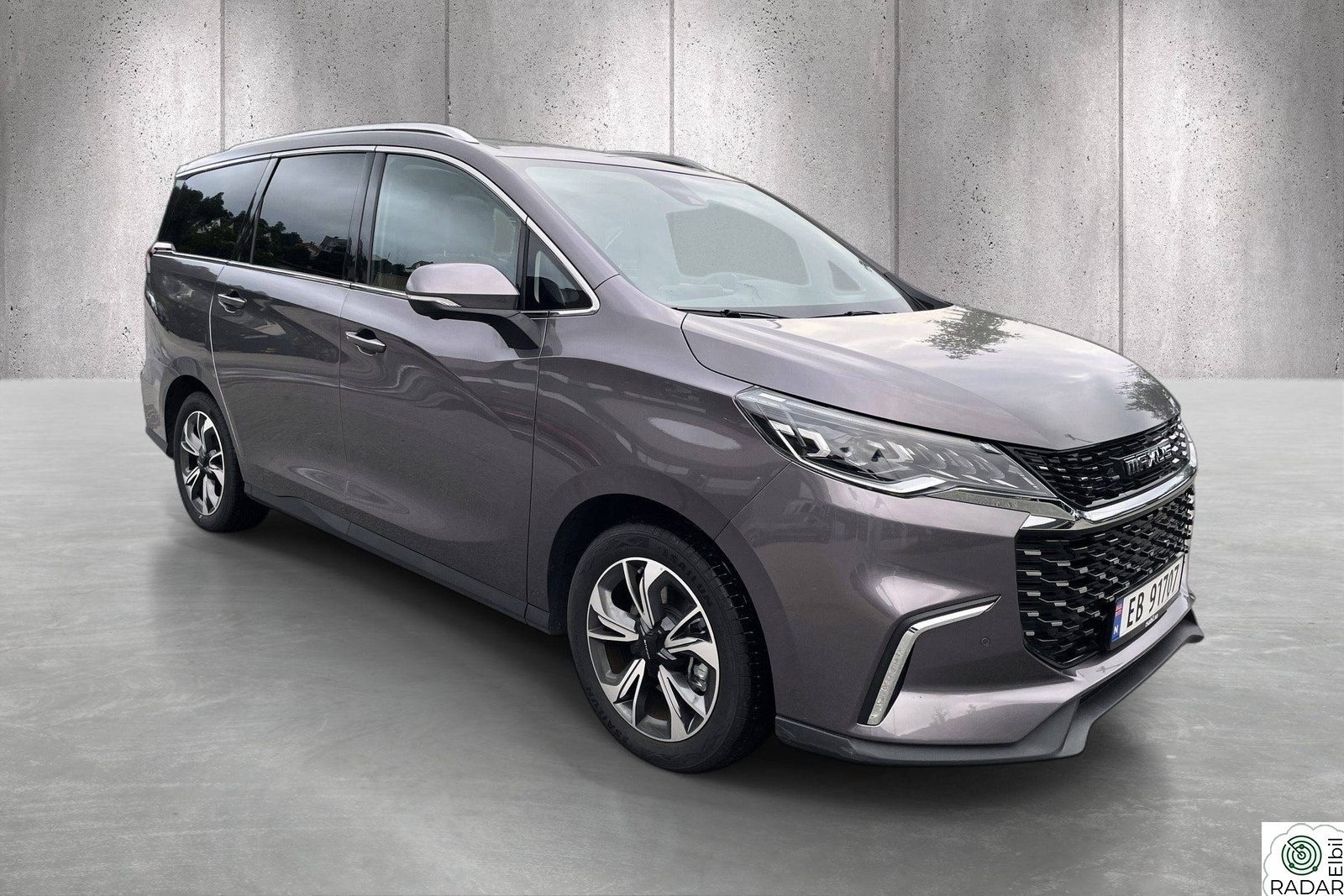 MAXUS EUNIQ 5 7seter 260KM | 6mnd garanti | 360kam/Pano/H.feste/Apple