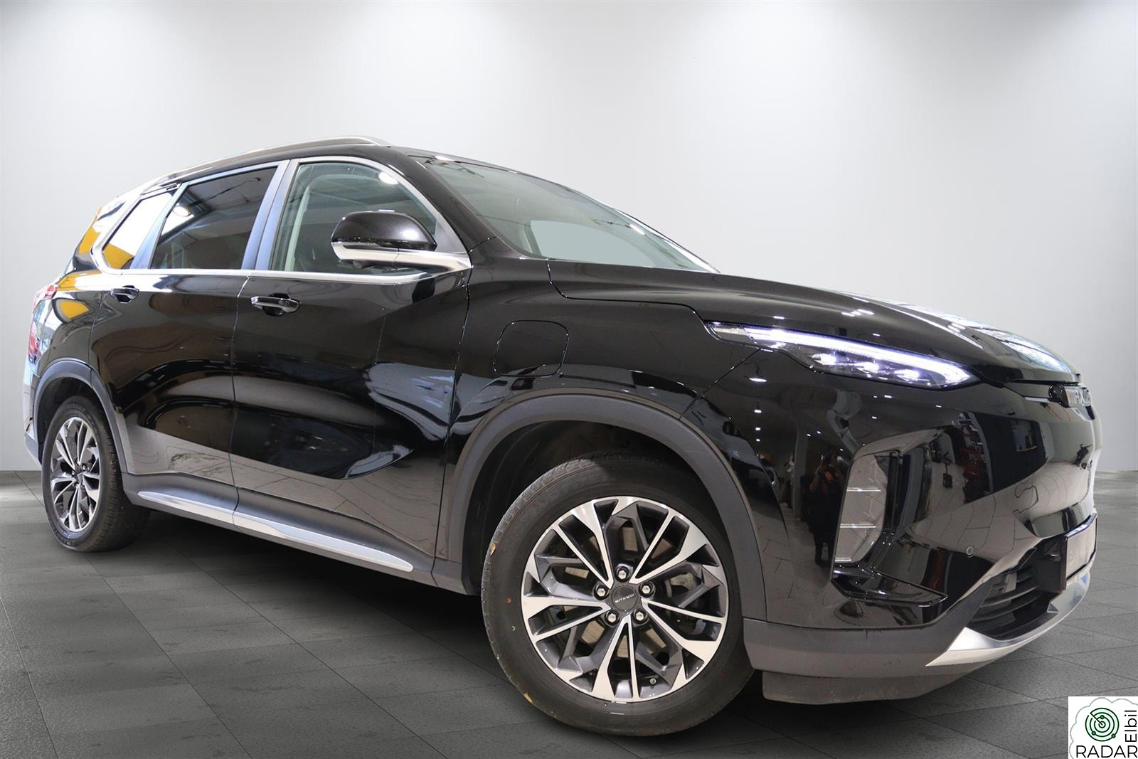 MAXUS EUNIQ 6