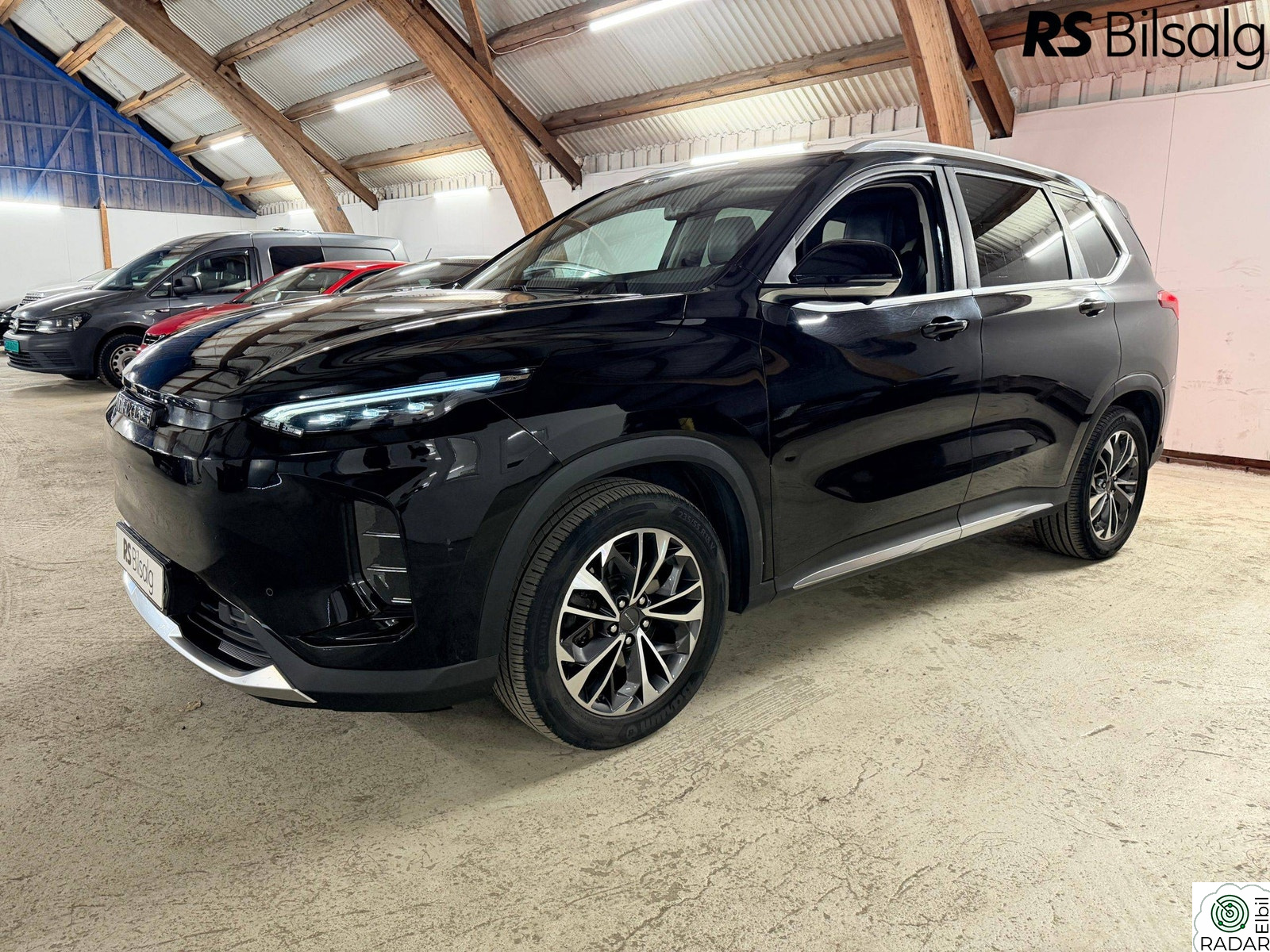 MAXUS EUNIQ 6 70KW/420 km/SKINN/EXCLUSIVE/ACC/APPLE CAR PLAY