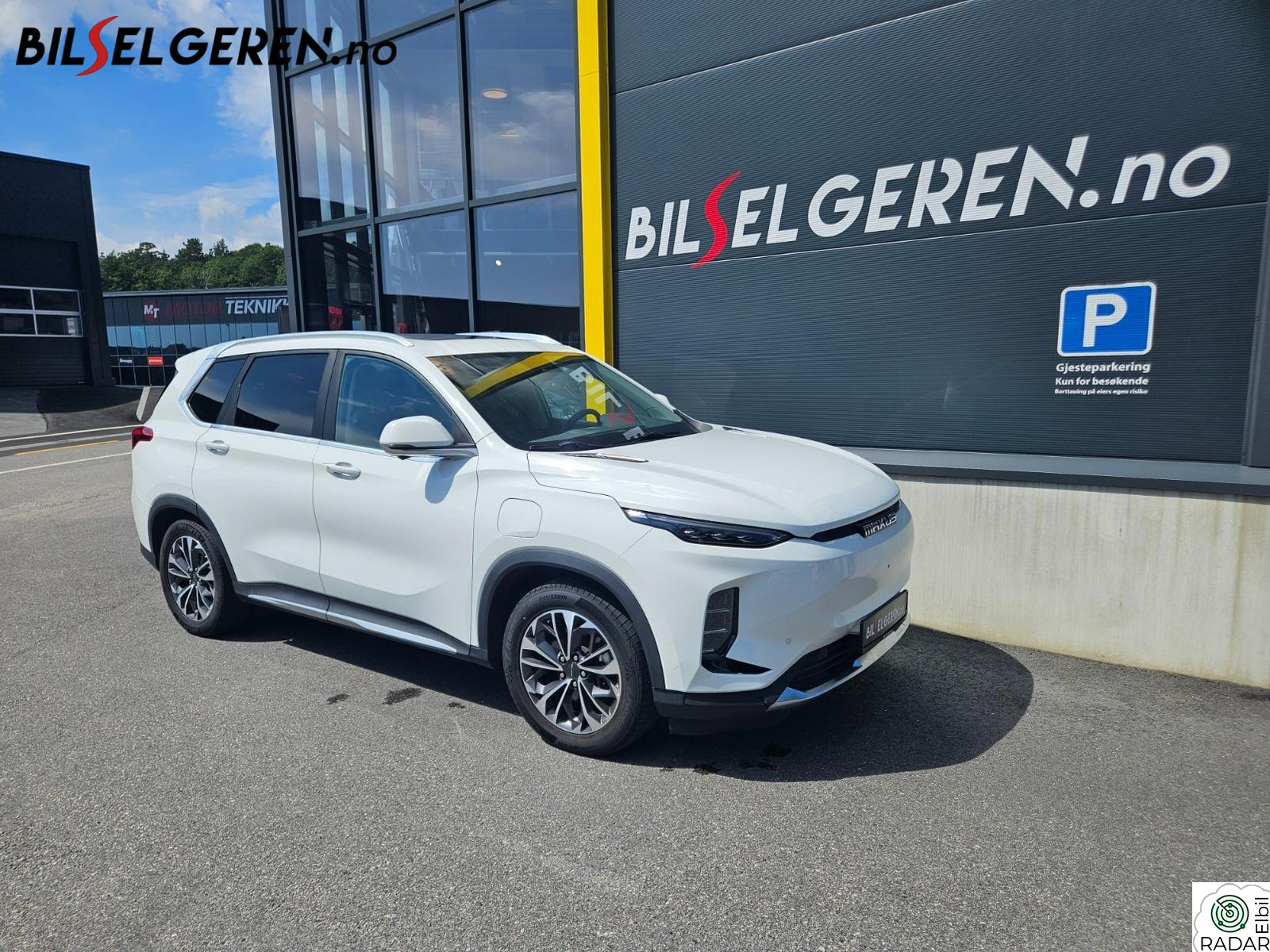 MAXUS EUNIQ 6 360 kam | ACC | Panorama | Apple Carplay / Android Auto