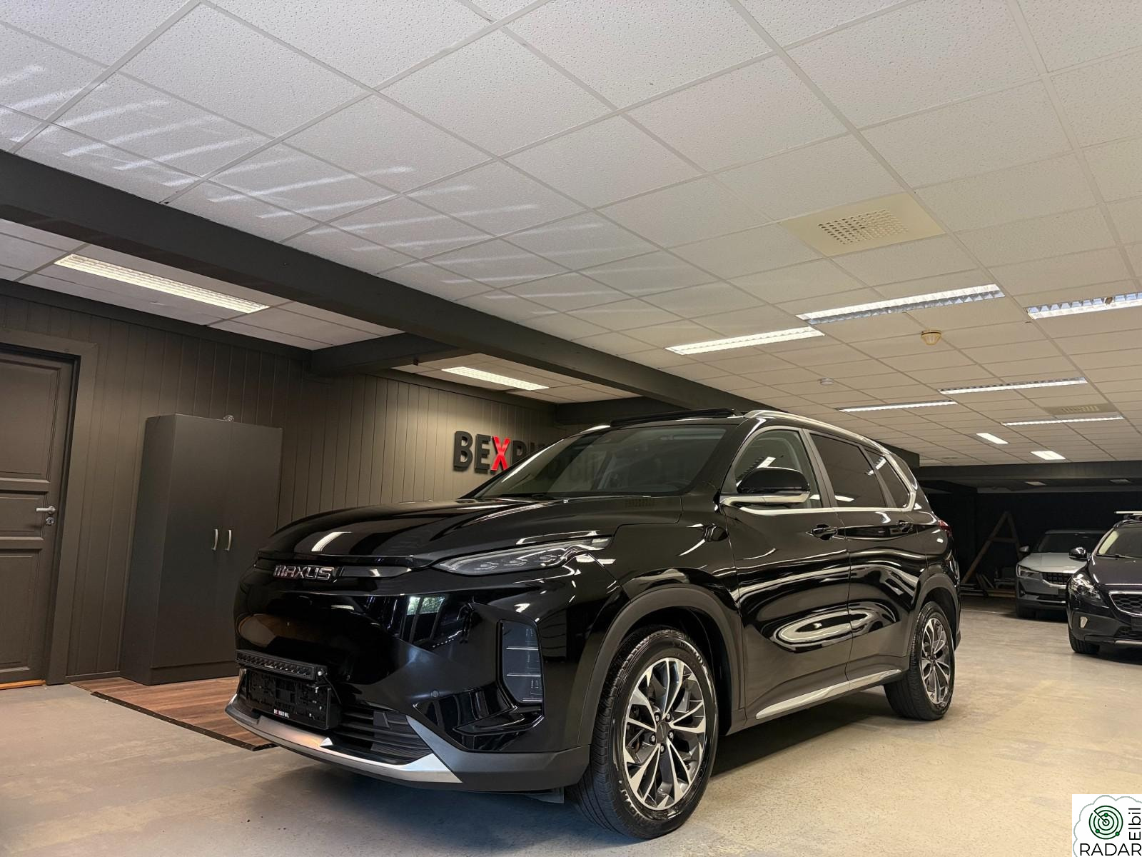 MAXUS EUNIQ 6 Exclusive,Skinn,Panorama,El-Seter,360,ACC,Led Lys,S+V