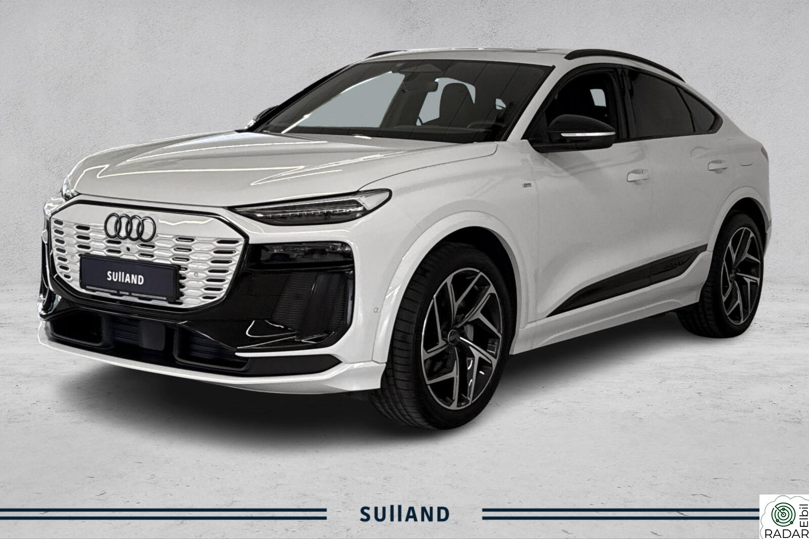 AUDI Q6 SB e-tron quattro 2xS-line Luftfjæring El.seter Panoramatak B&O 3Dstereo