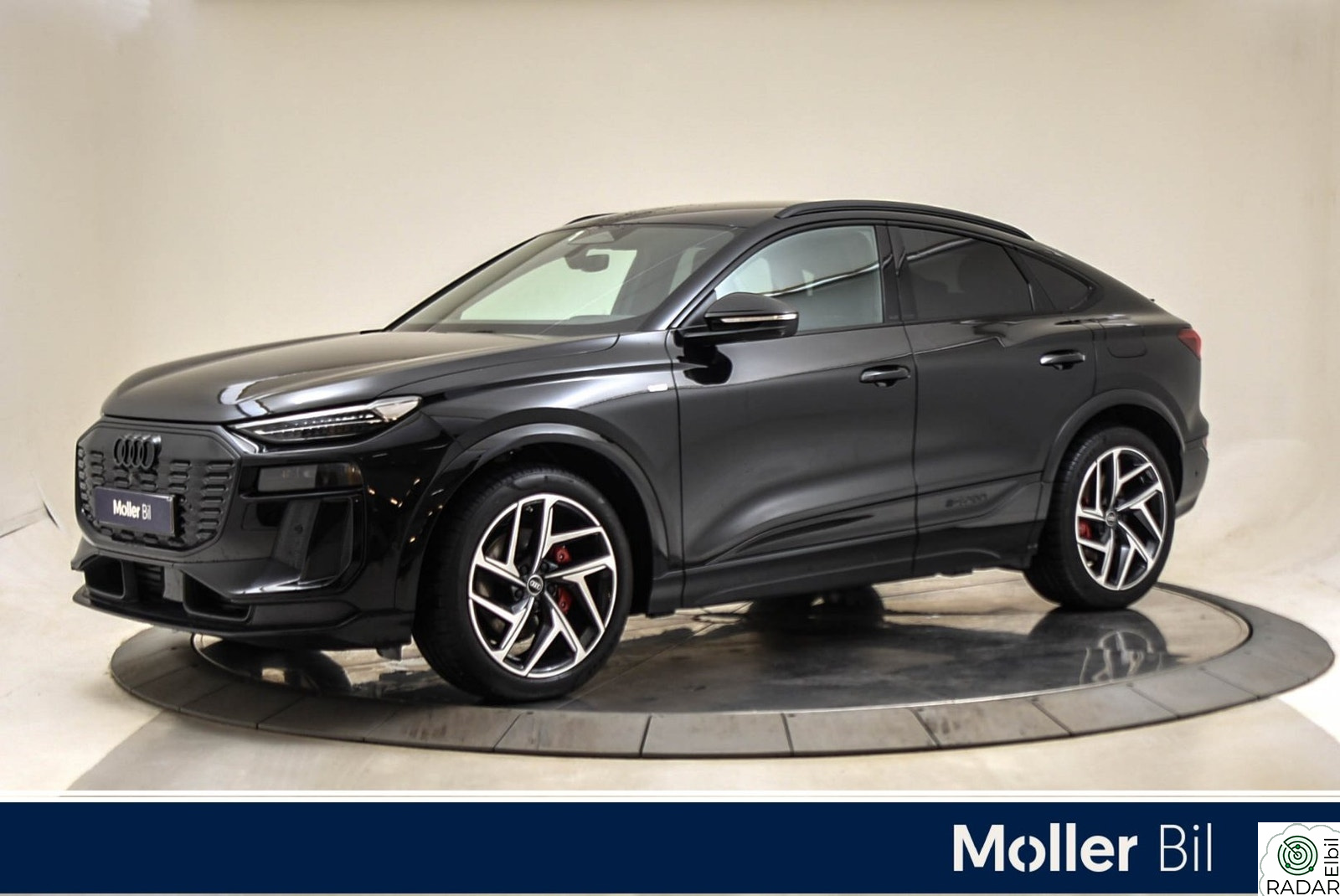 AUDI Q6 SB e-tron quattro SB S-Line Pro Black Edition Krok/HUD/B&O/Luftfjæring