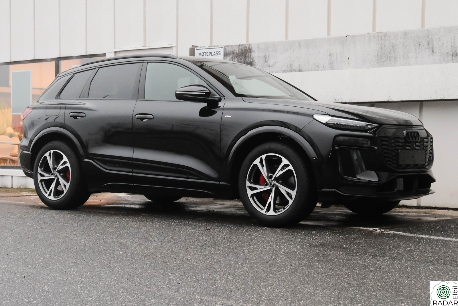 AUDI Q6 SUV e-tron quattro S-line Pro quattro - SERVICEAVTALE INKLUDERT