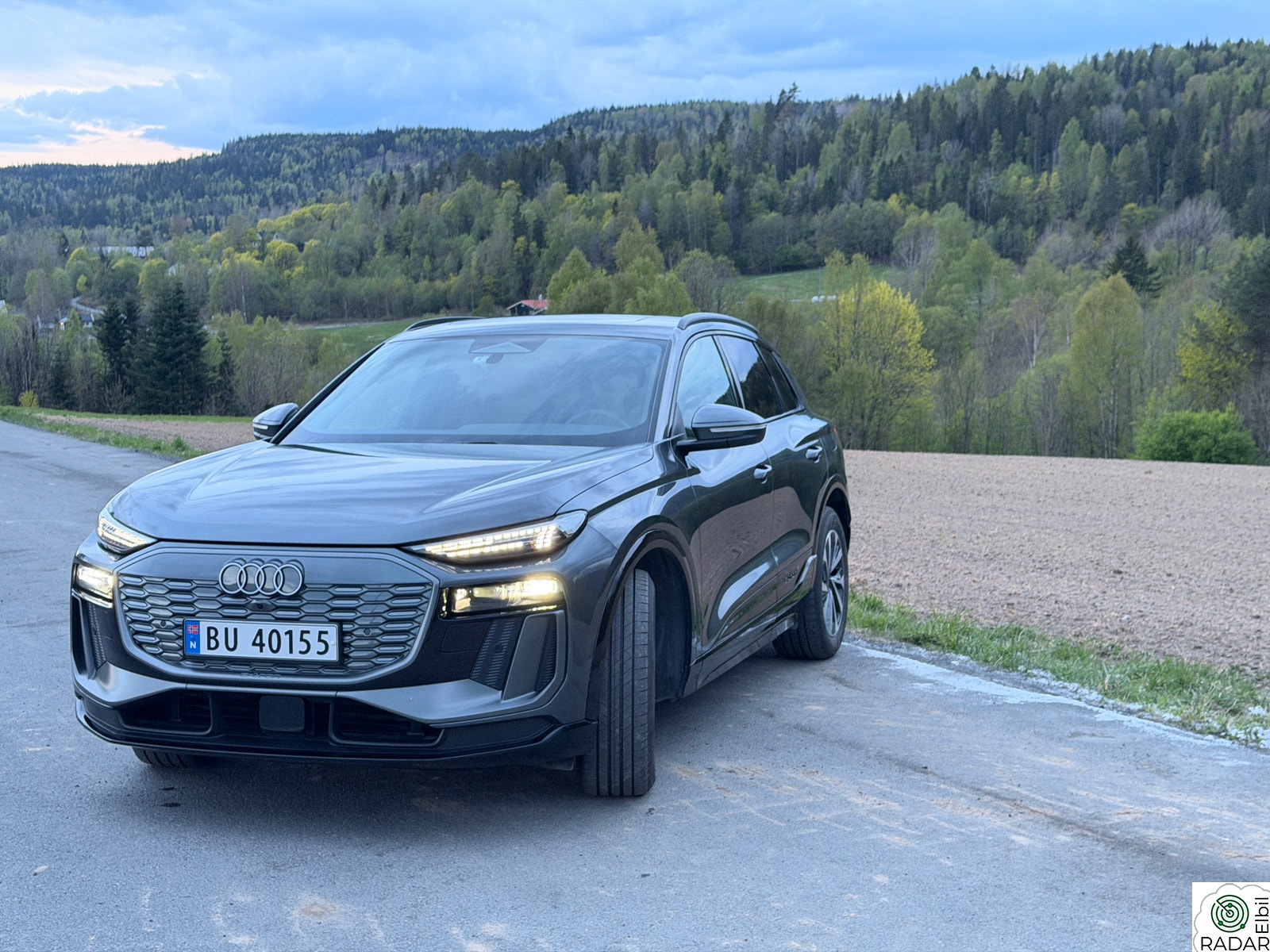 AUDI Q6 SUV e-tron quattro QuattroTechPro, Pano, B&O, HeadUp, S-line, Luft, Matrix