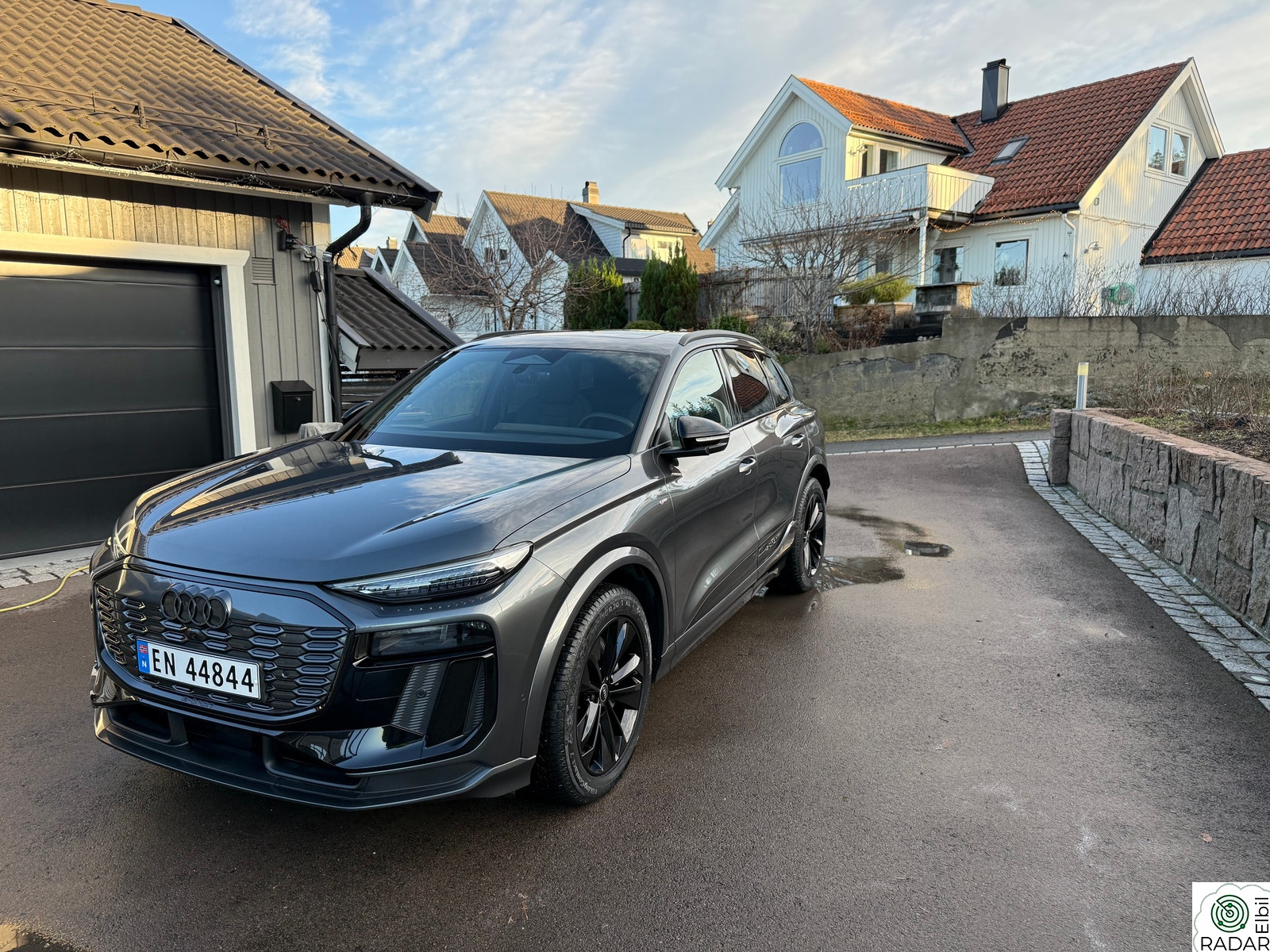 AUDI Q6 SUV e-tron quattro quattro Tech Pro Pris kr 11900.-