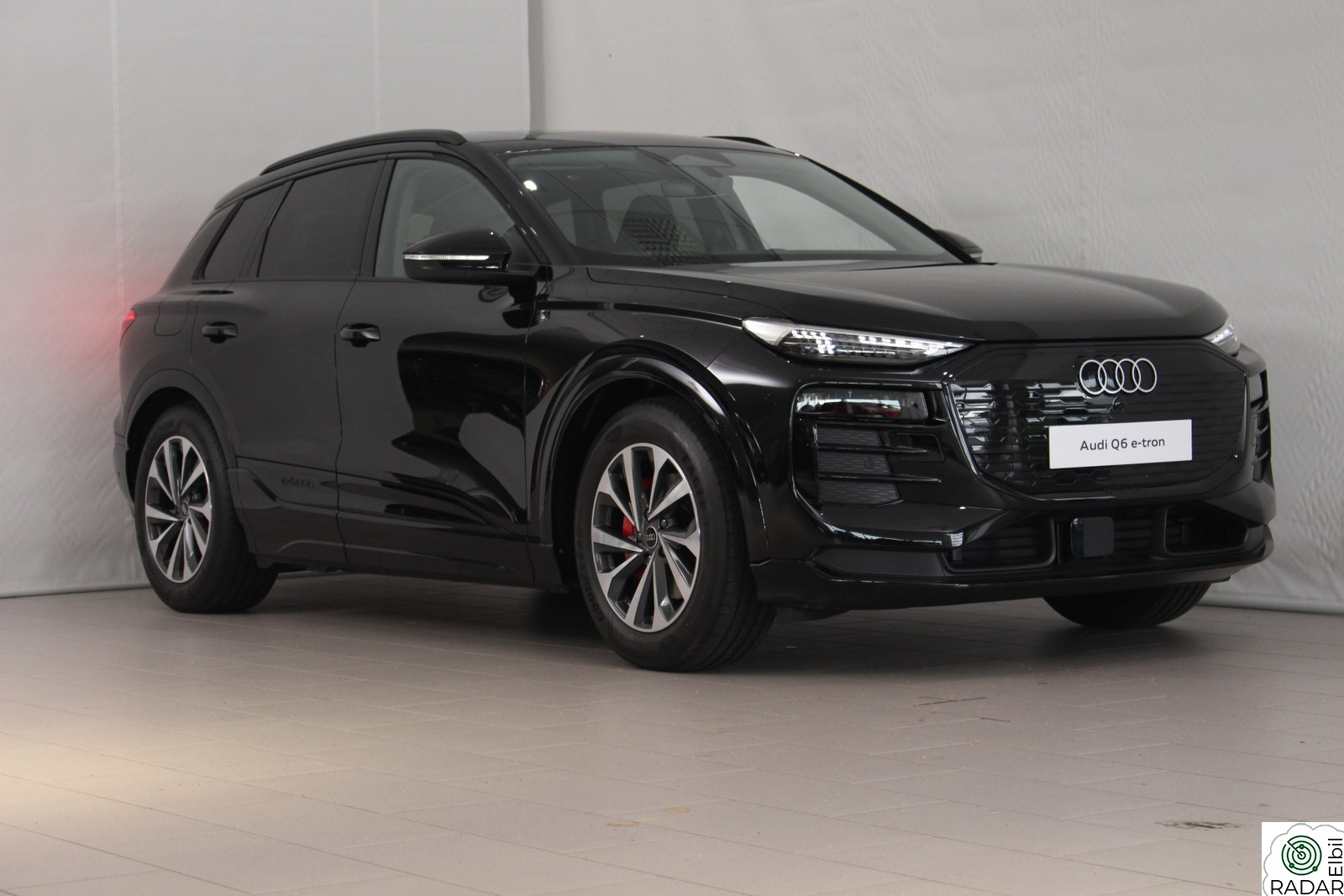 AUDI Q6 SUV e-tron quattro QUATTRO TECH PRO