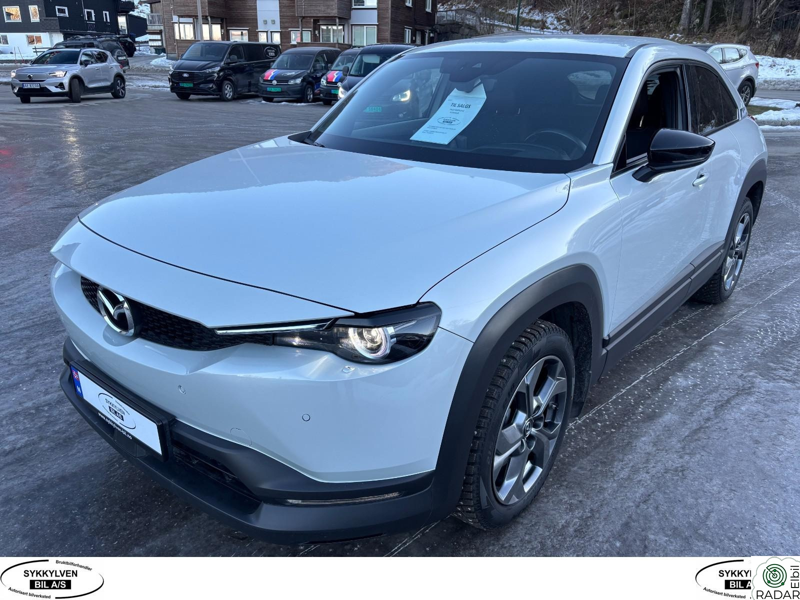 MAZDA MX-30 e-Skyactiv (145hk) / ACC/ SKINN/ R.KAMERA/ NAVI/ LED ++