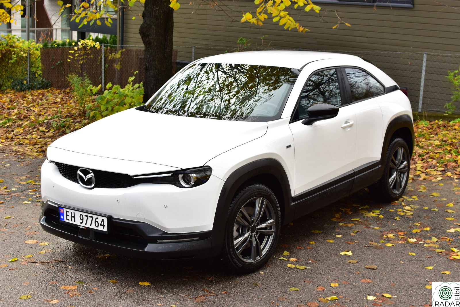MAZDA MX-30 | 3,5 år garanti | "Millionbil-komfort"