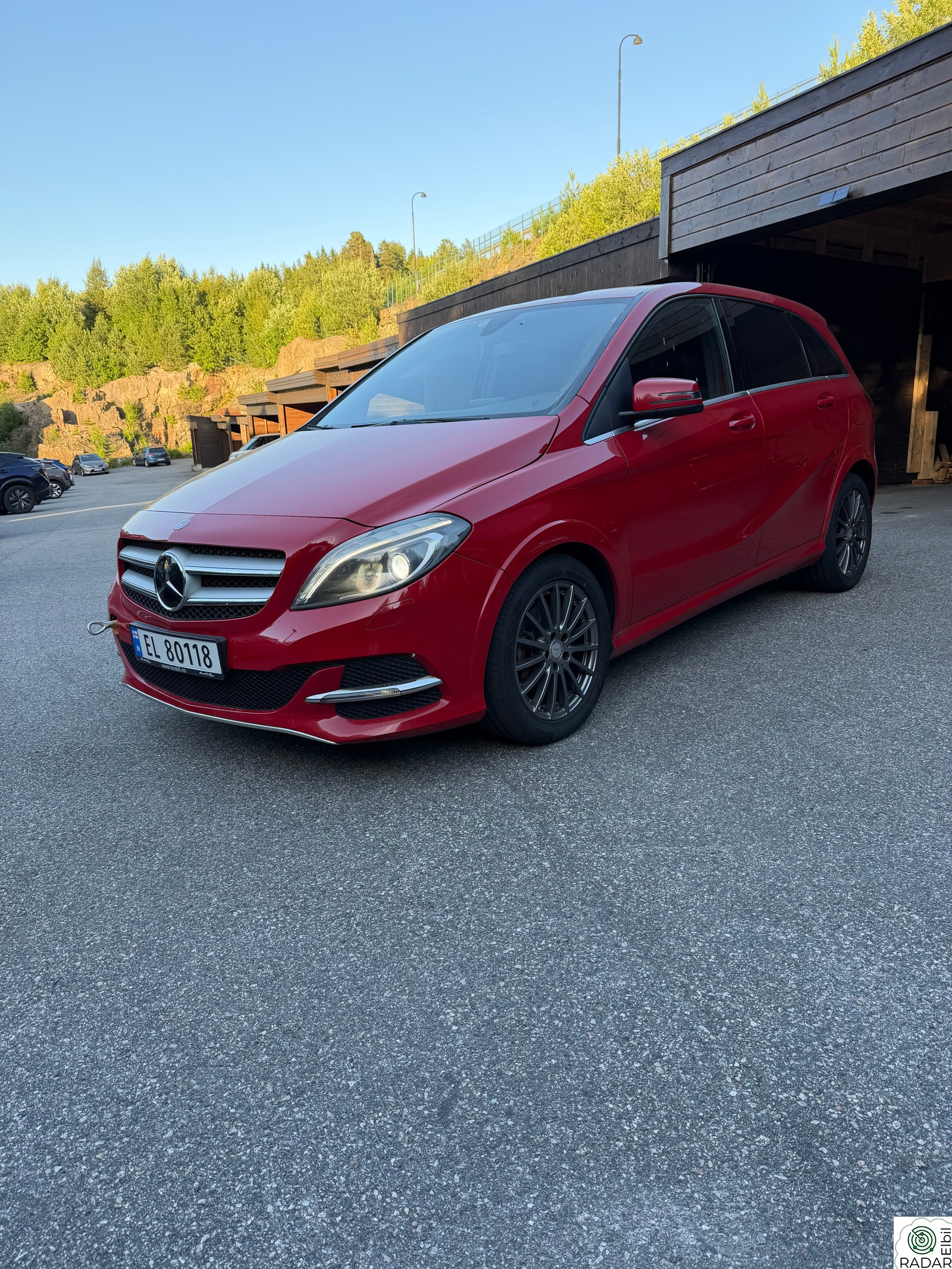 MERCEDES-BENZ B 250 e Electric Drive