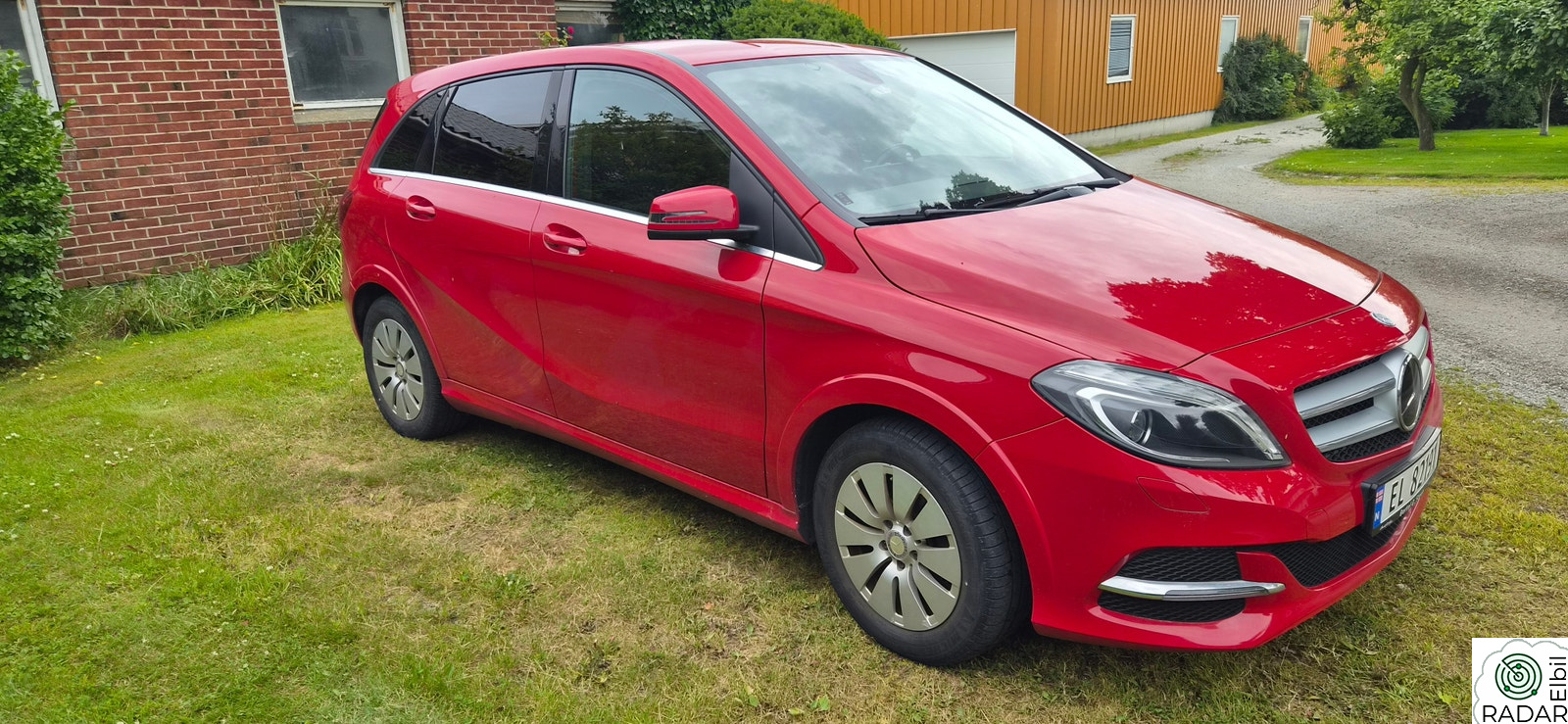 MERCEDES-BENZ B 250 e Electric Drive