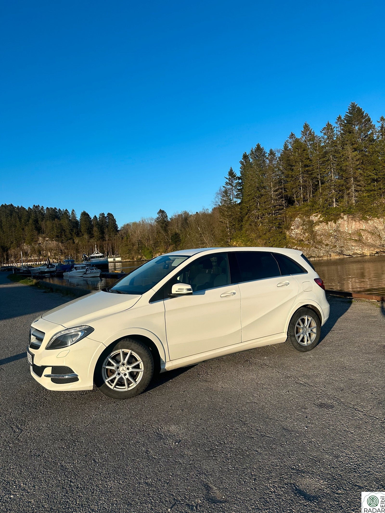 MERCEDES-BENZ B 250 e Electric Drive