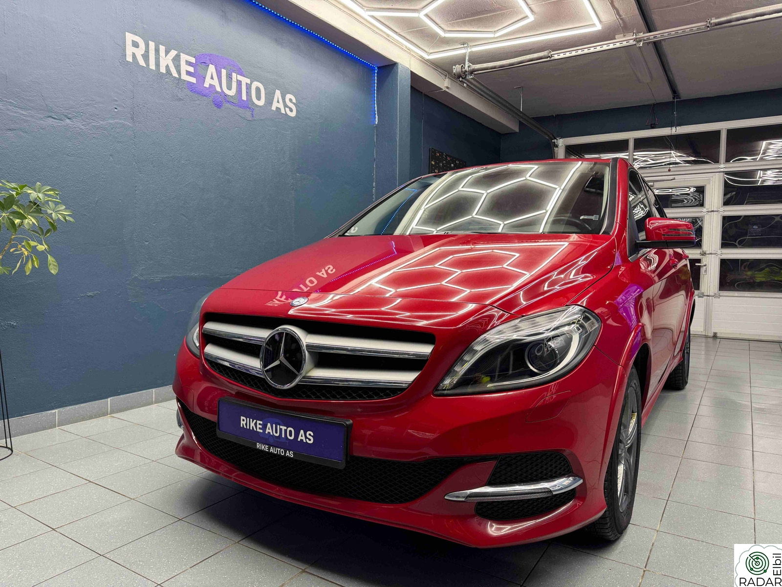 MERCEDES-BENZ B 250 e B 250 E 132KW