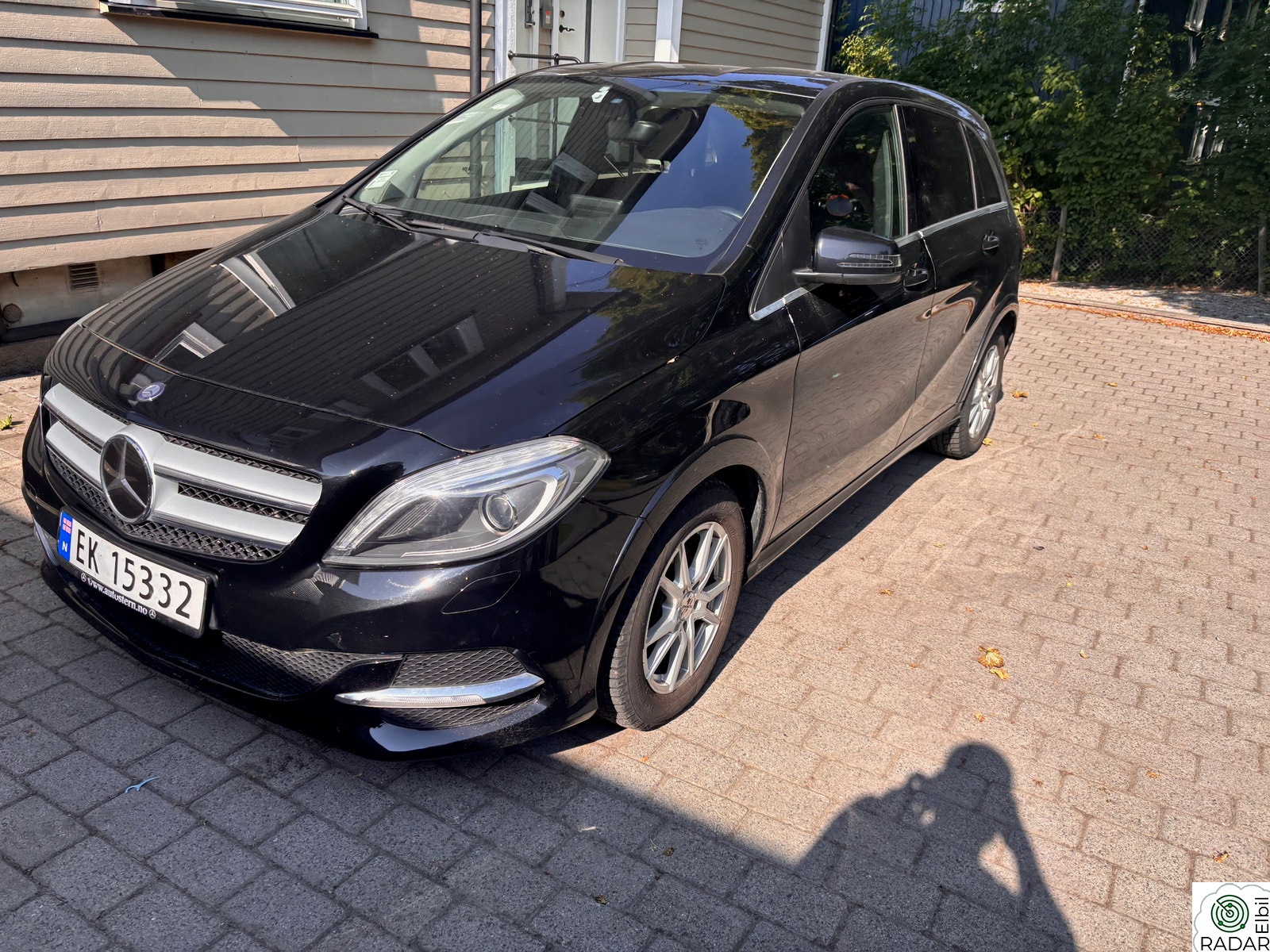 MERCEDES-BENZ B 250 e Electric Edition