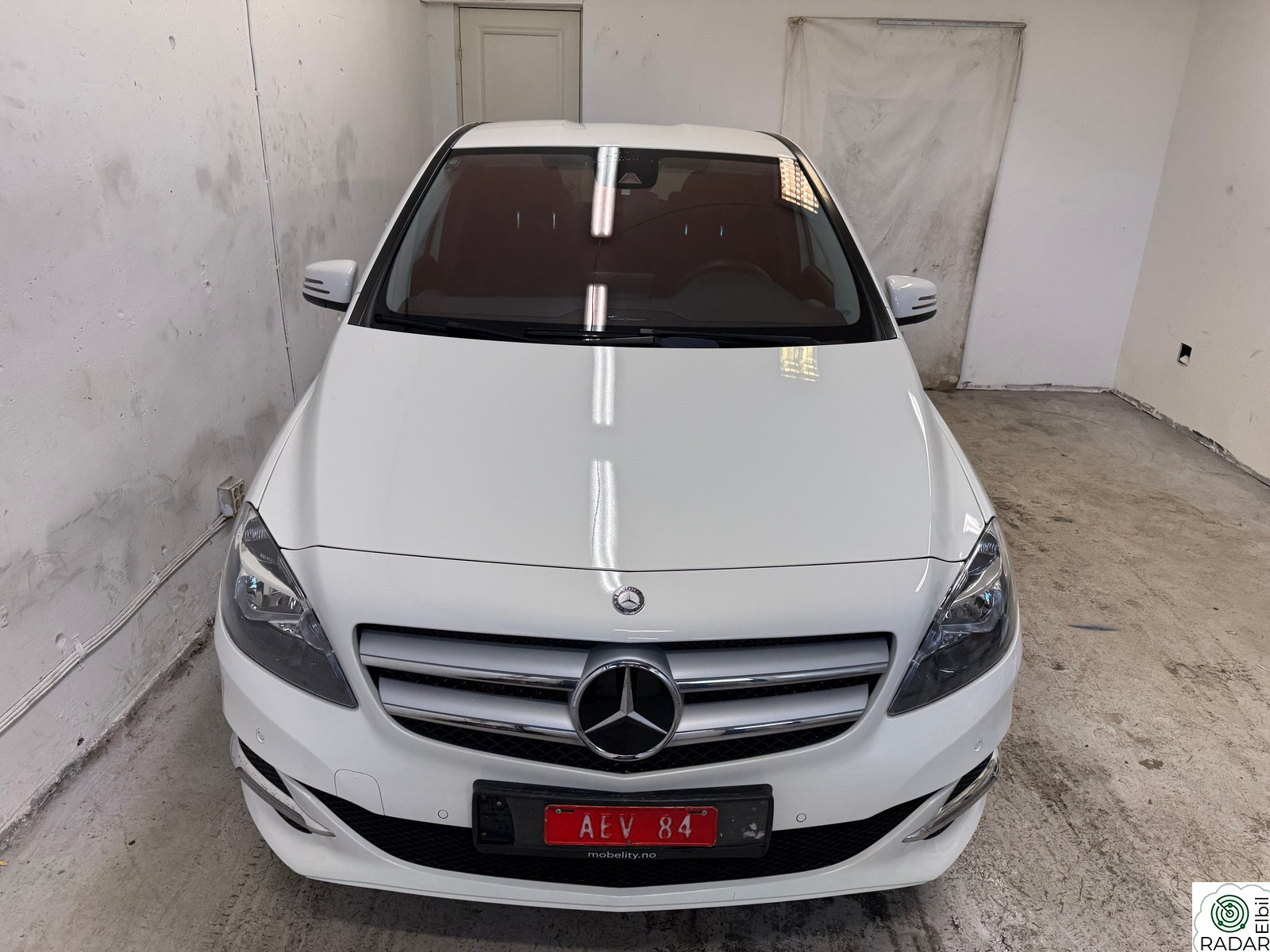 MERCEDES-BENZ B 250 e P-Sensorer, BLISS, Navi, Carplay, LED,