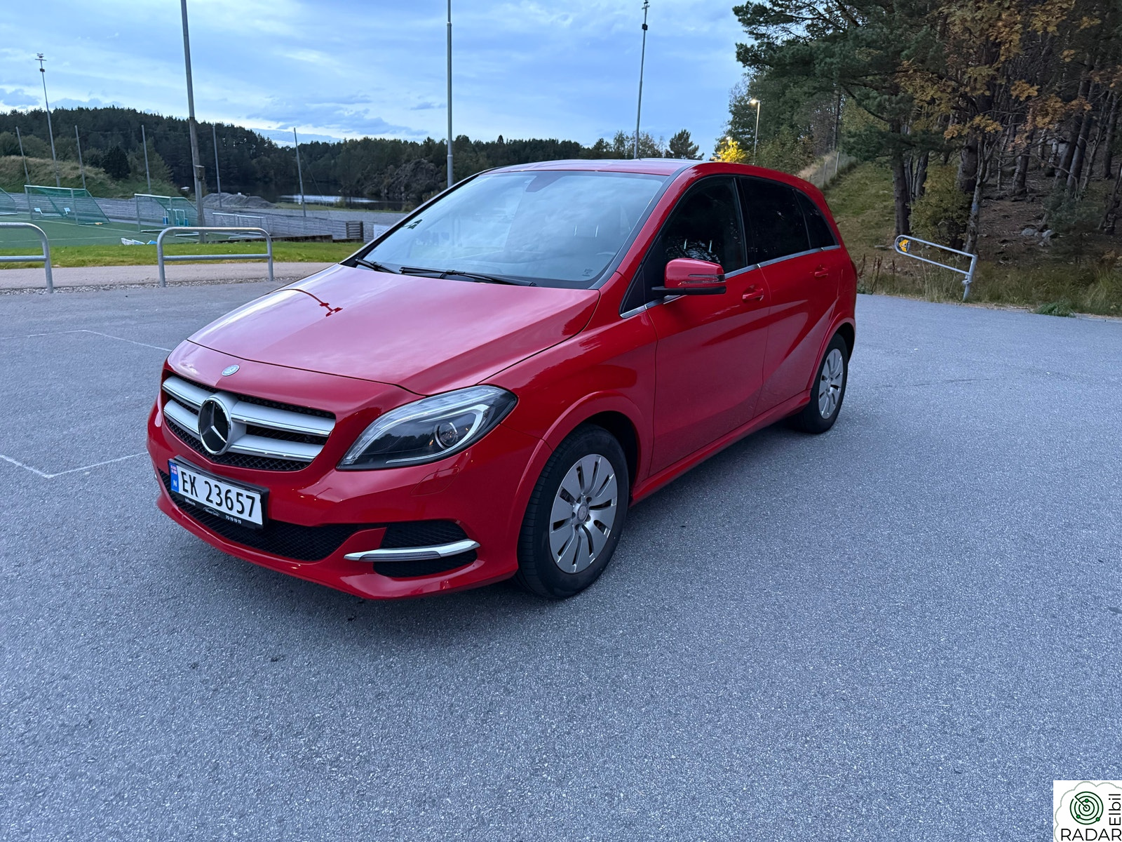 MERCEDES-BENZ B 250 e