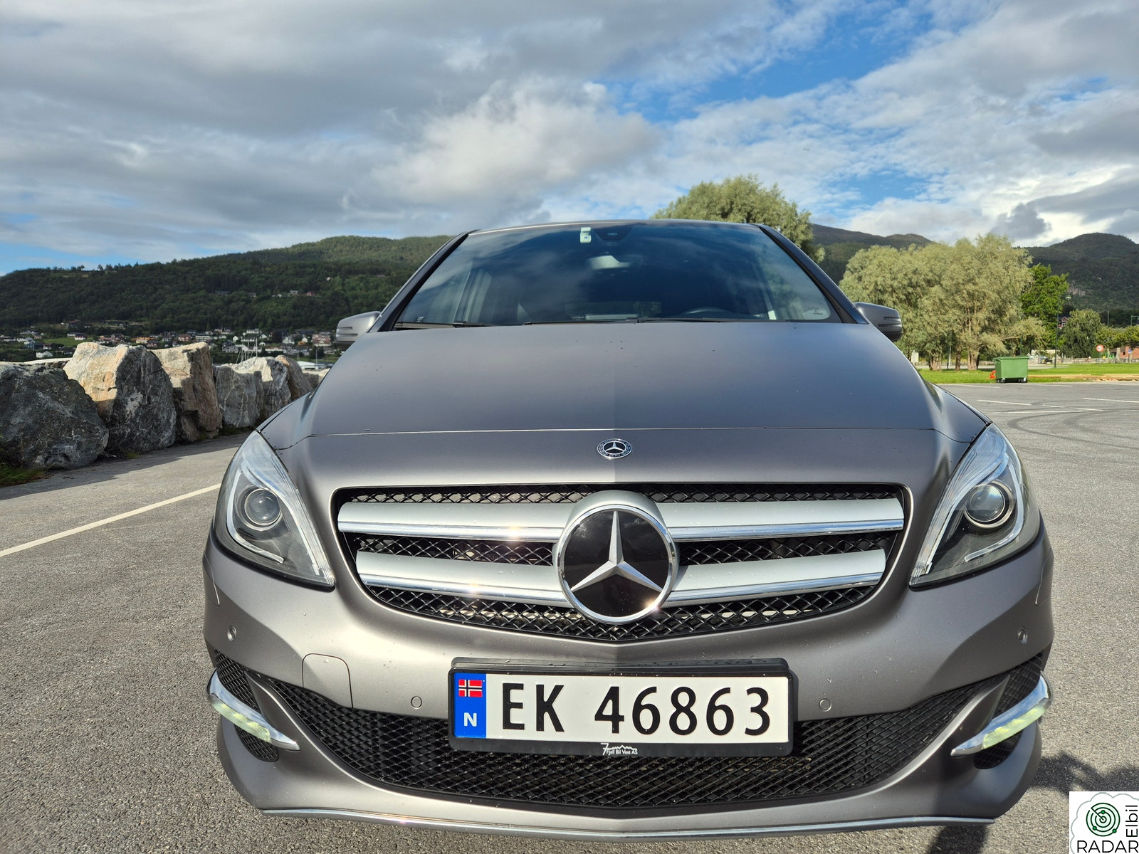 MERCEDES-BENZ B 250 e