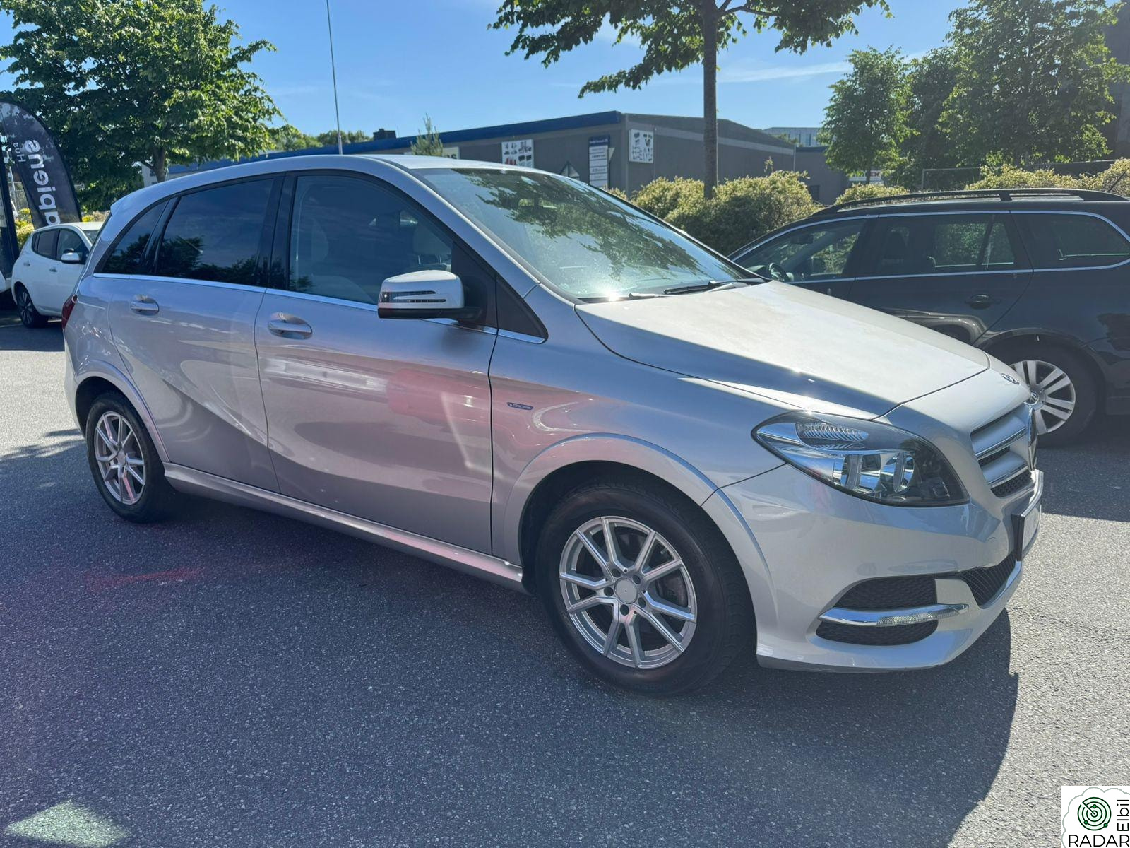 MERCEDES-BENZ B 250 e 250 e/Long Range/EU28/Lav km/R.kam/NAVI/S+V++